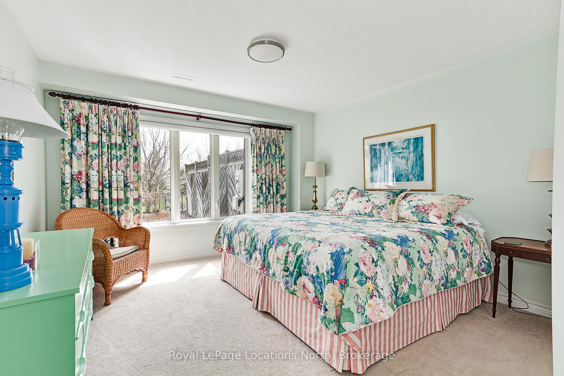 Photo 30 of 6 Thomas Drive, Collingwood — HOMEH