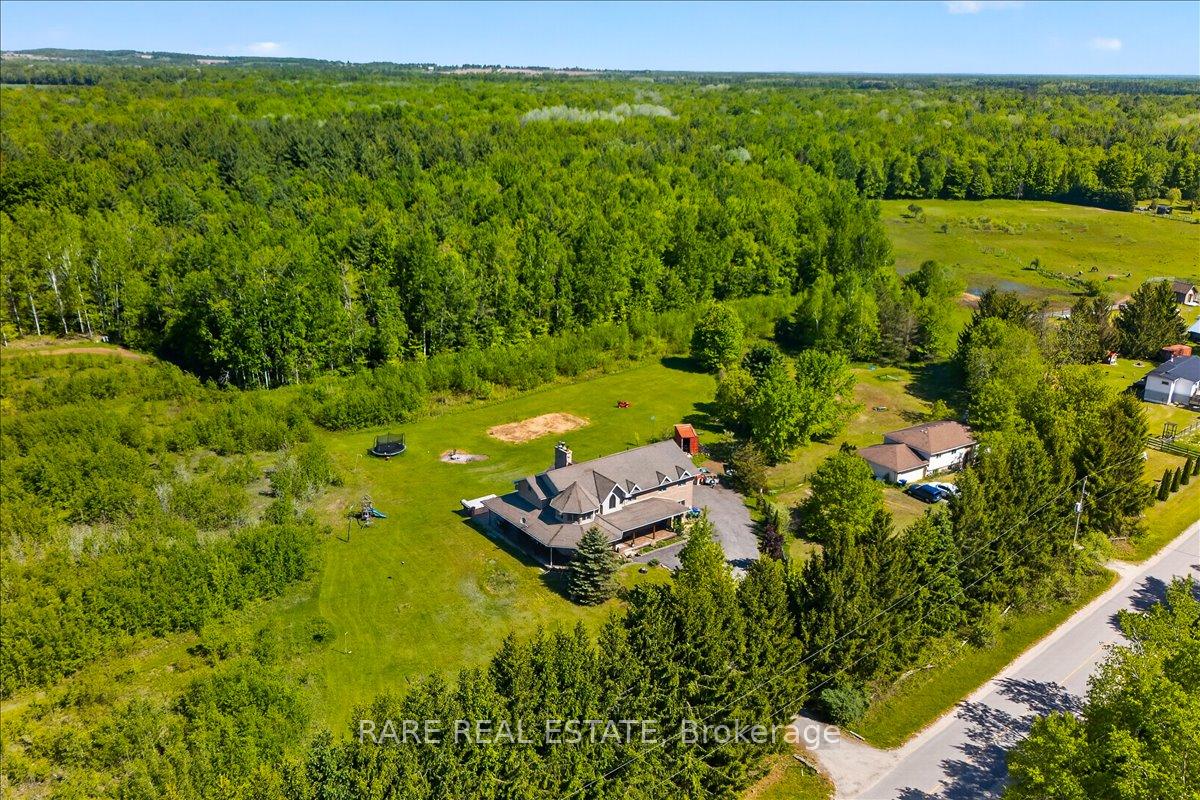 Photo 4 of 3938 Hogback Road, Clearview, Rural Clearview — HOMEH