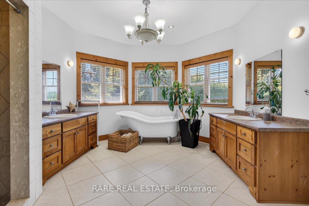 Photo 28 of 3938 Hogback Road, Clearview, Rural Clearview — HOMEH