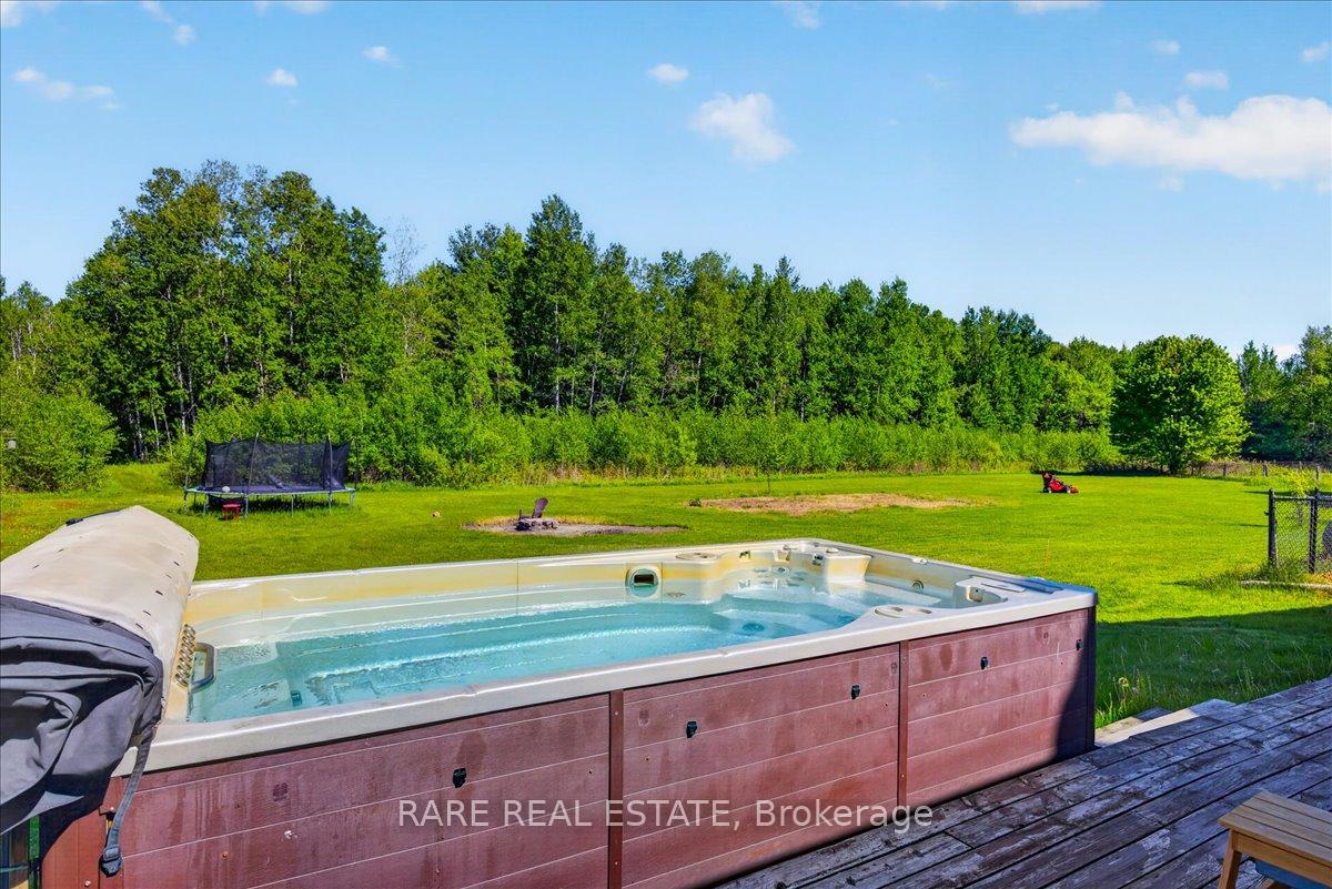 Photo 46 of 3938 Hogback Road, Clearview, Rural Clearview — HOMEH