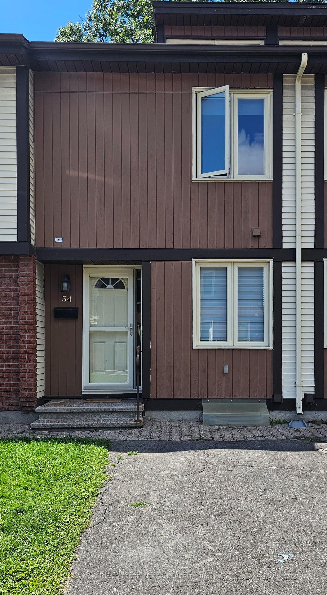 Photo 4 of Unit 54, 811 Connaught Avenue, Ottawa, Queensway Terrace North — HOMEH