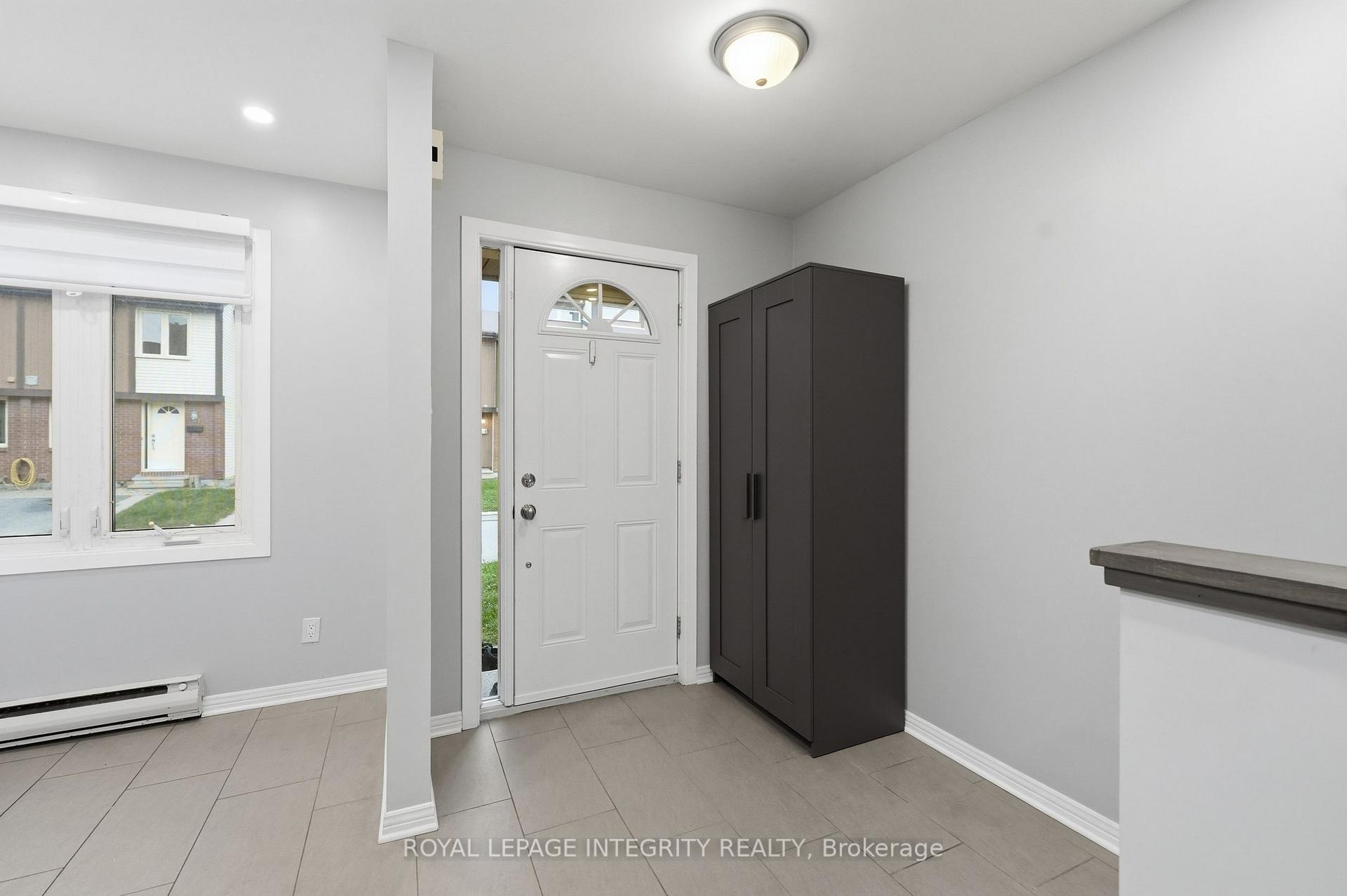 Photo 5 of Unit 54, 811 Connaught Avenue, Ottawa, Queensway Terrace North — HOMEH