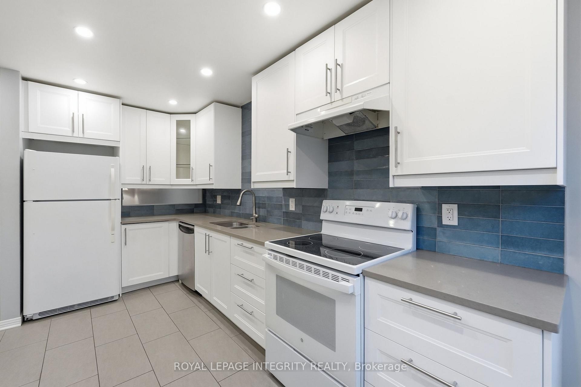 Photo 9 of Unit 54, 811 Connaught Avenue, Ottawa, Queensway Terrace North — HOMEH