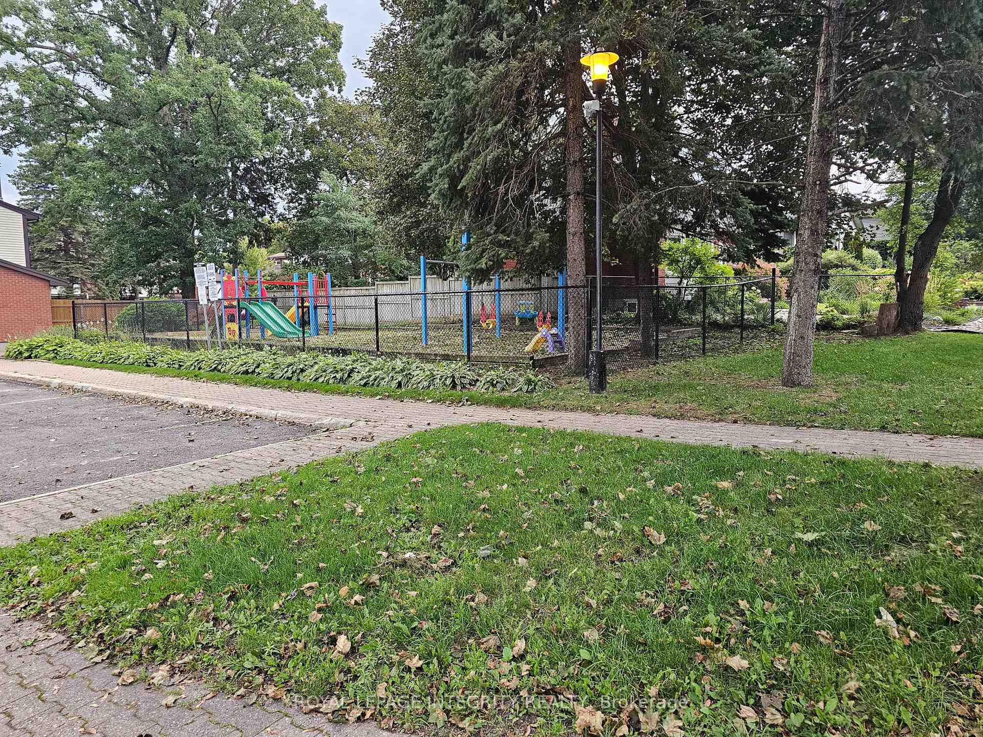 Photo 40 of Unit 54, 811 Connaught Avenue, Ottawa, Queensway Terrace North — HOMEH