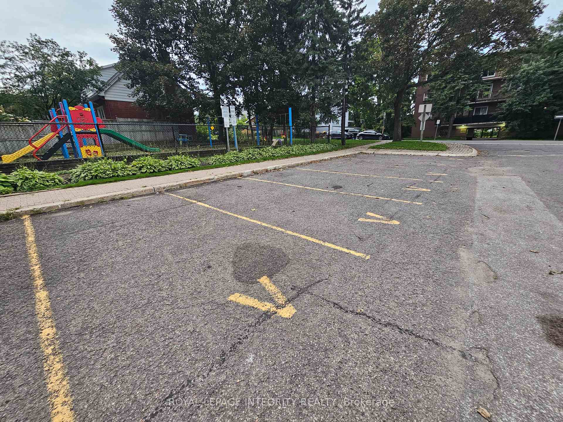 Photo 41 of Unit 54, 811 Connaught Avenue, Ottawa, Queensway Terrace North — HOMEH