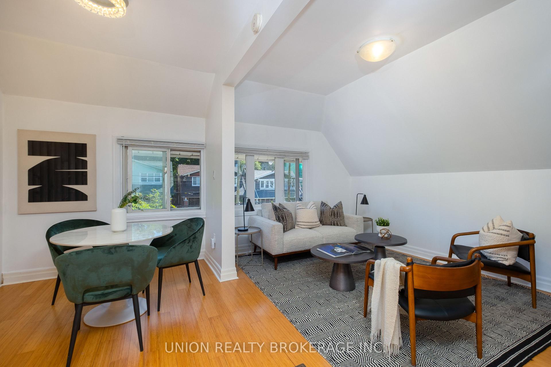 Photo 5 of 394 Coxwell Avenue, Toronto, Greenwood-Coxwell — HOMEH