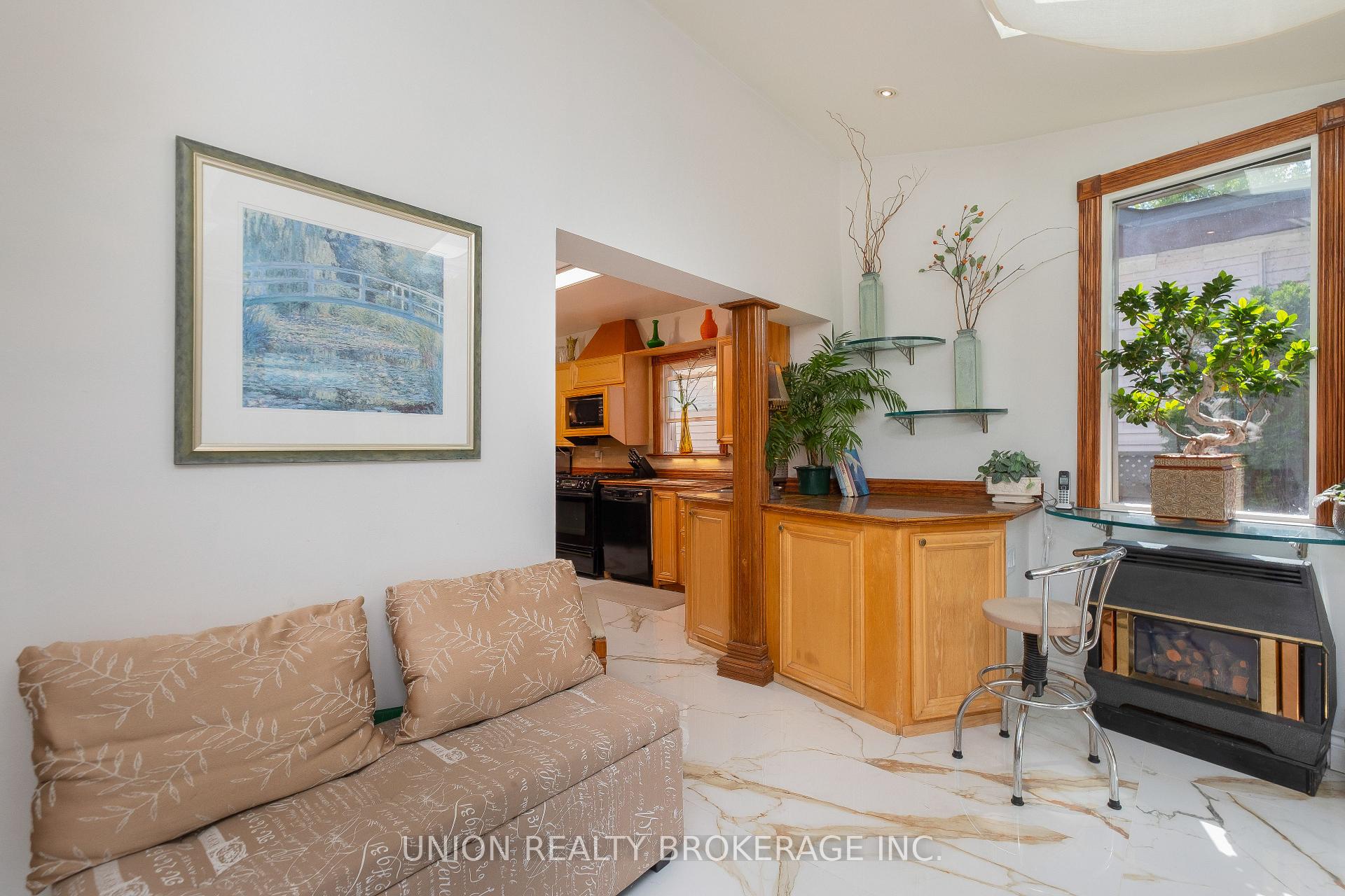 Photo 34 of 394 Coxwell Avenue, Toronto, Greenwood-Coxwell — HOMEH