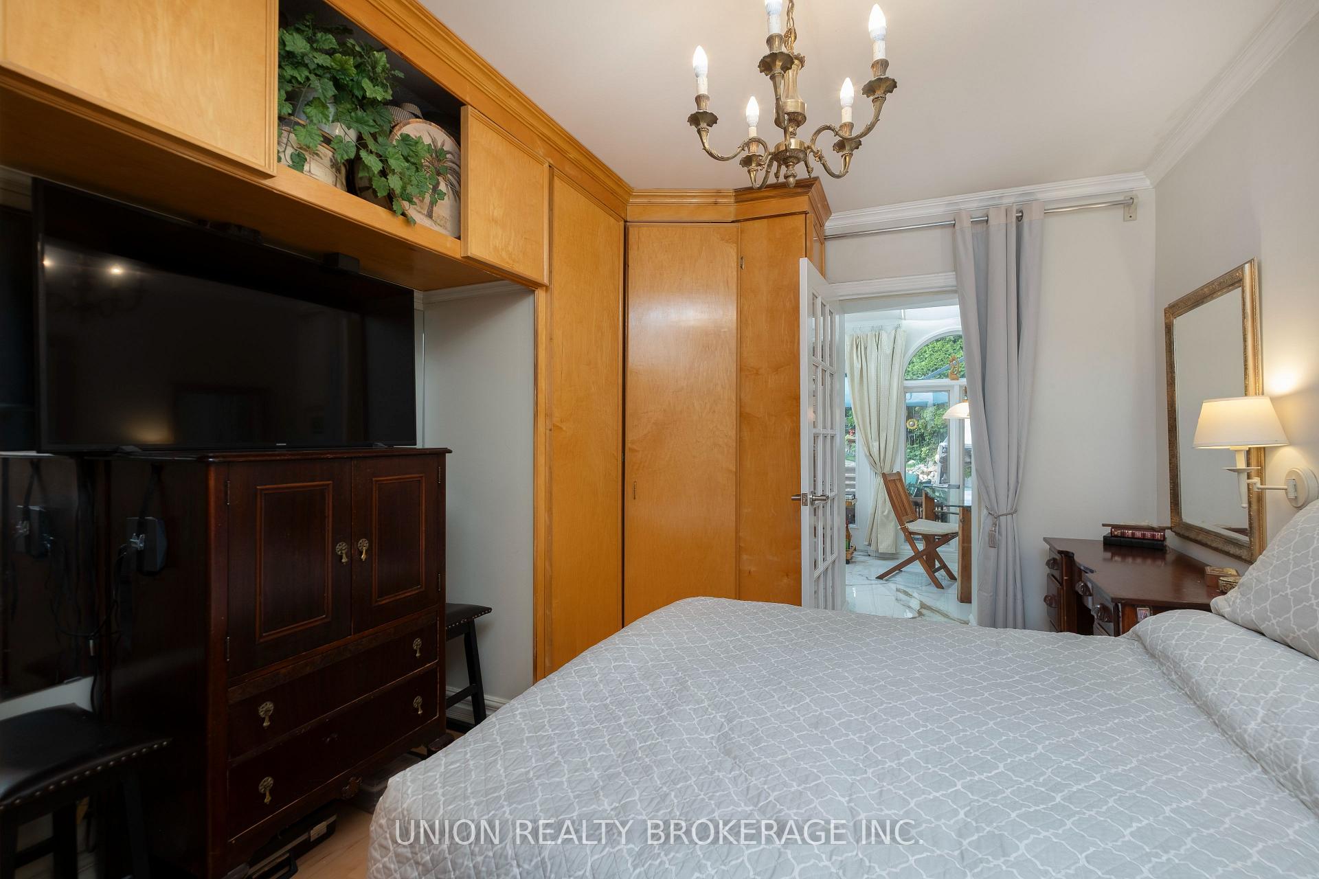 Photo 36 of 394 Coxwell Avenue, Toronto, Greenwood-Coxwell — HOMEH