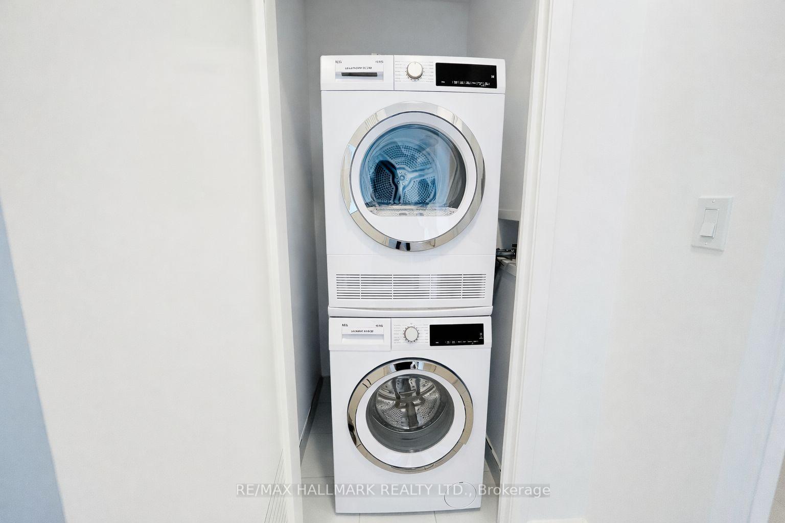 Photo 7 of Unit 713, 75 James Street S, Hamilton, Corktown — HOMEH
