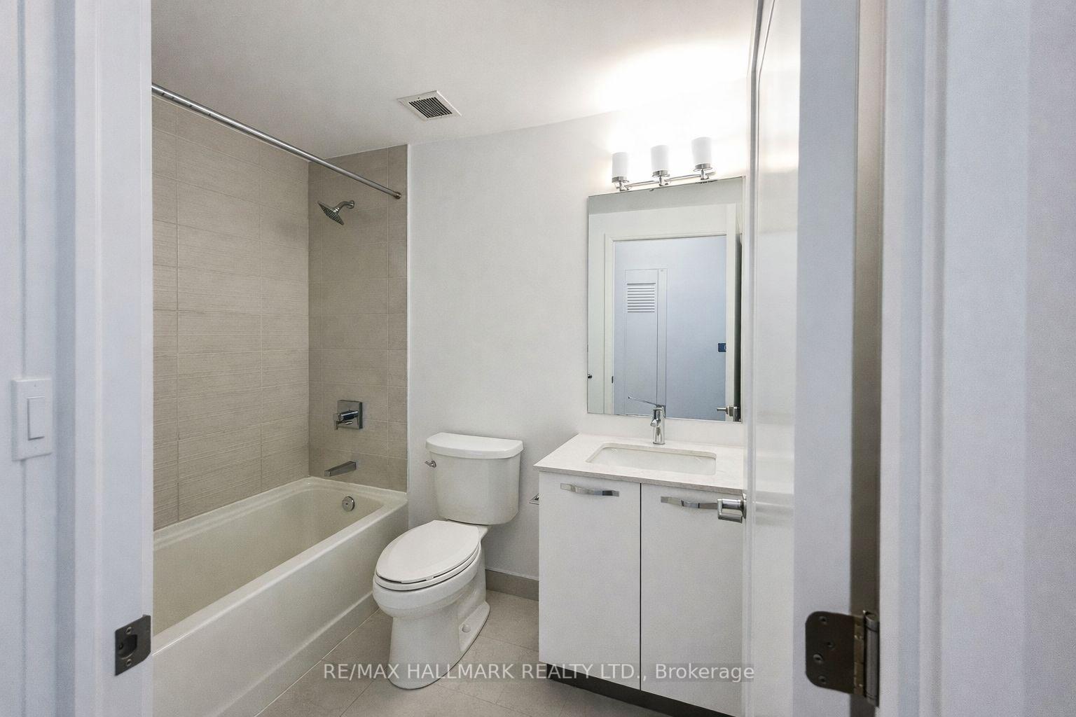Photo 8 of Unit 713, 75 James Street S, Hamilton, Corktown — HOMEH