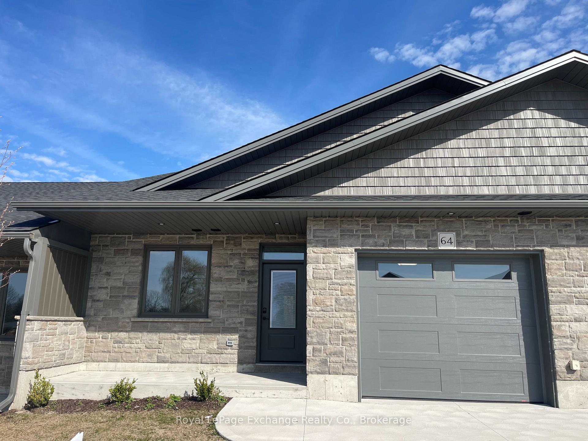 Photo 2 of 12 Mercedes Crescent, Kincardine — HOMEH