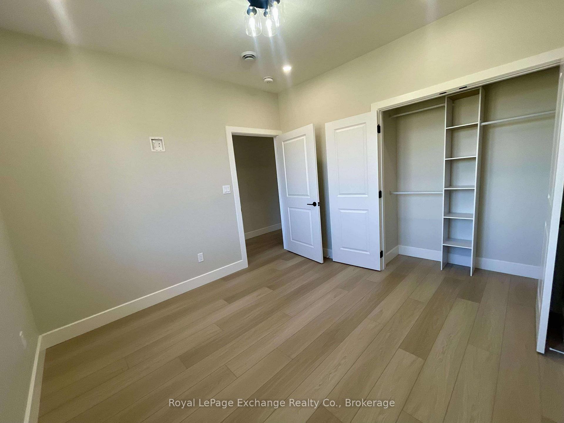 Photo 5 of 12 Mercedes Crescent, Kincardine — HOMEH