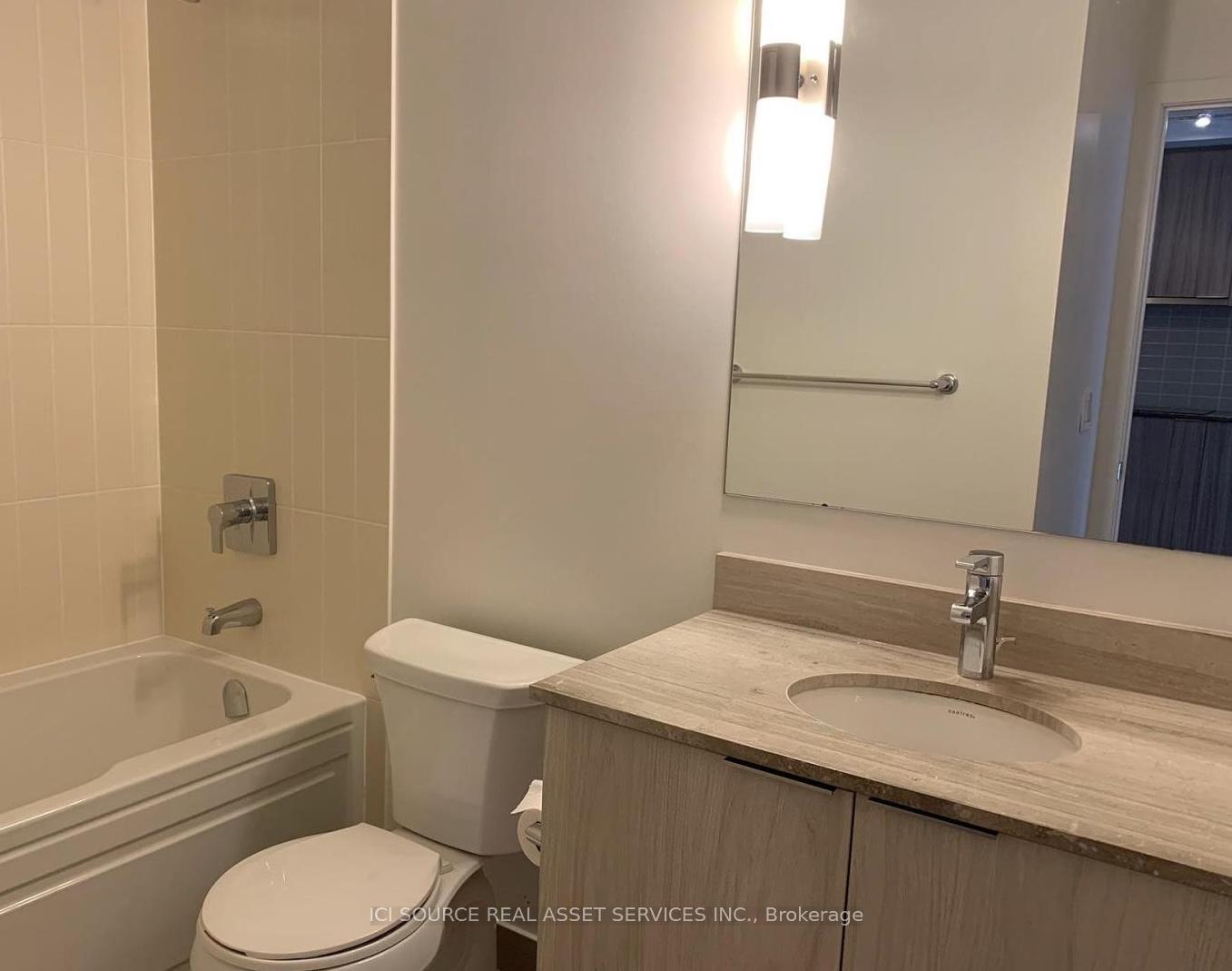 Photo 9 of Unit 611, 955 Bay Street, Toronto, Bay Street Corridor — HOMEH