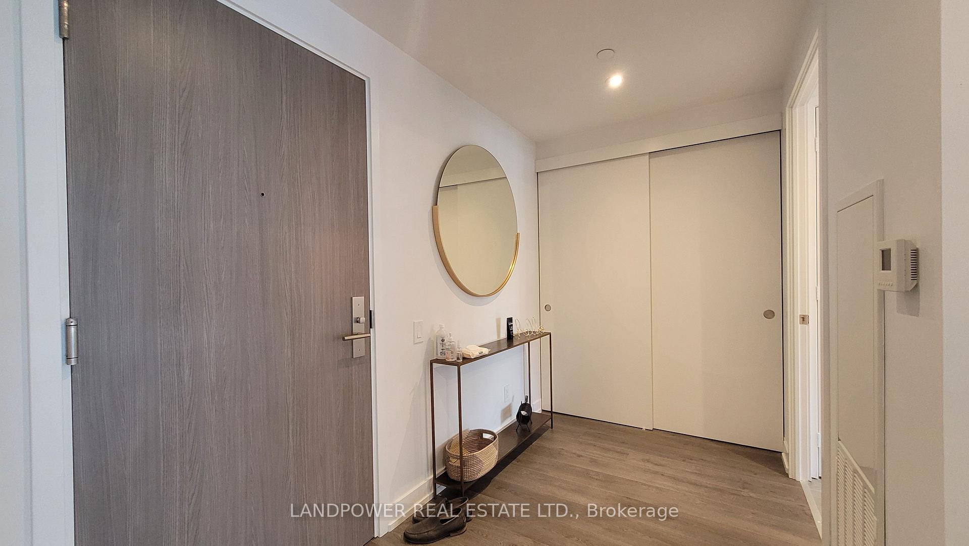 Photo 6 of Unit 607, 161 Roehampton Avenue, Toronto, Mount Pleasant West — HOMEH