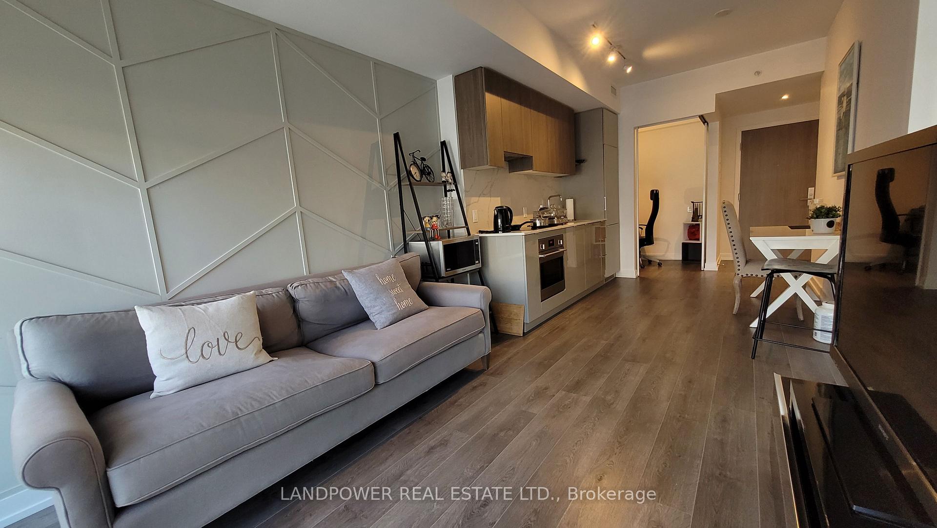 Photo 13 of Unit 607, 161 Roehampton Avenue, Toronto, Mount Pleasant West — HOMEH