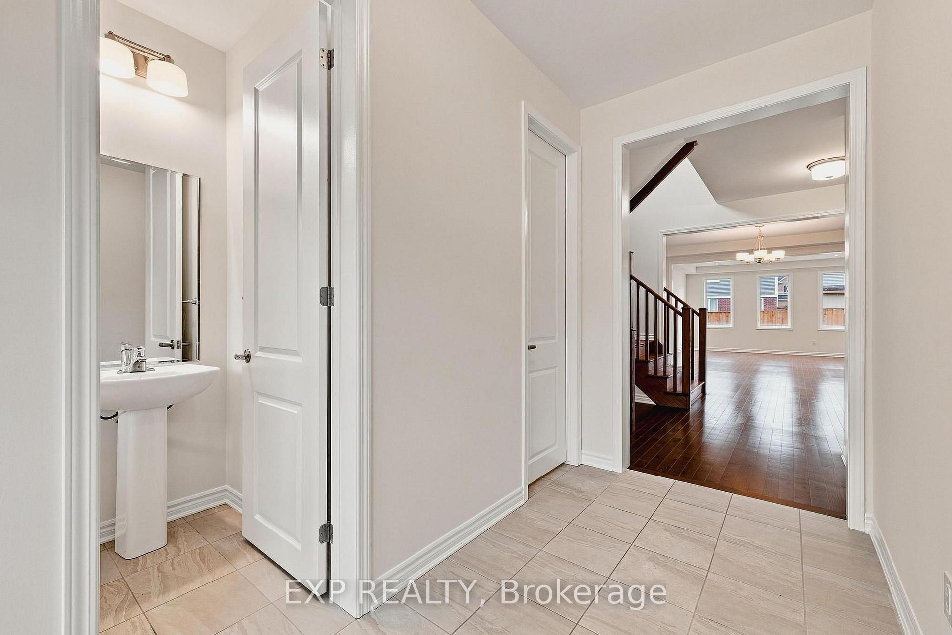 Photo 4 of 264 Ridge Road, Cambridge, Silver Heights — HOMEH