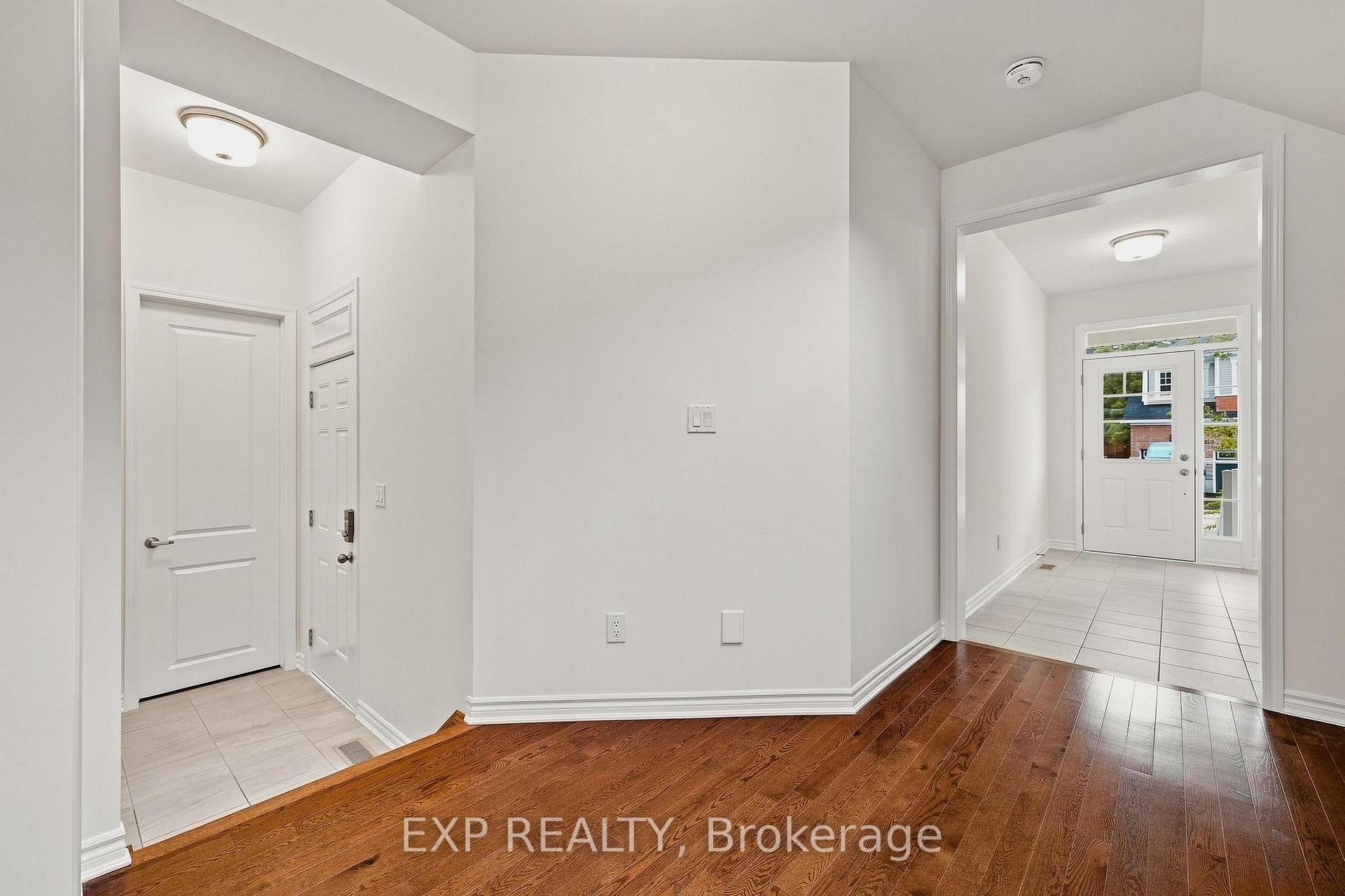 Photo 5 of 264 Ridge Road, Cambridge, Silver Heights — HOMEH