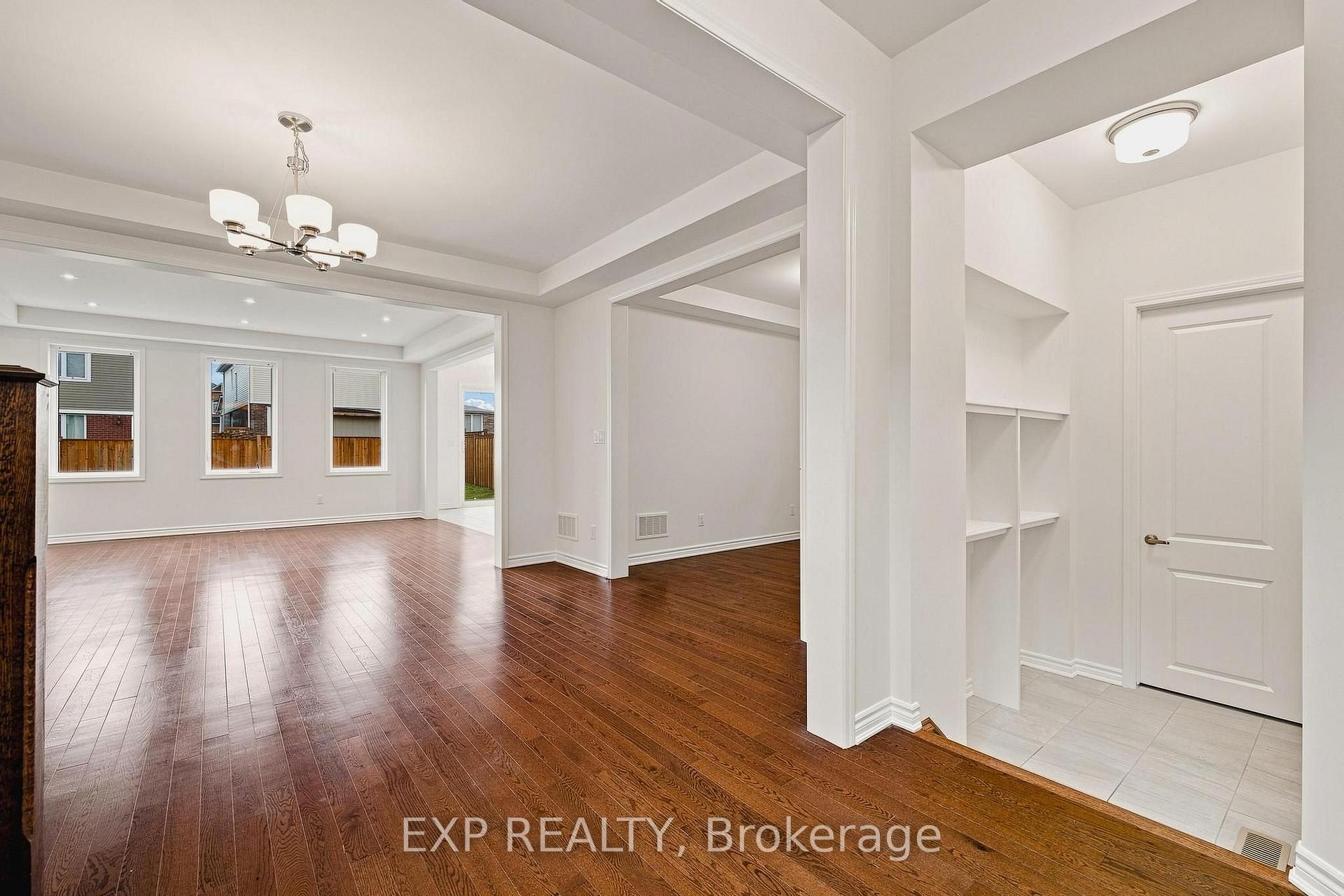Photo 6 of 264 Ridge Road, Cambridge, Silver Heights — HOMEH