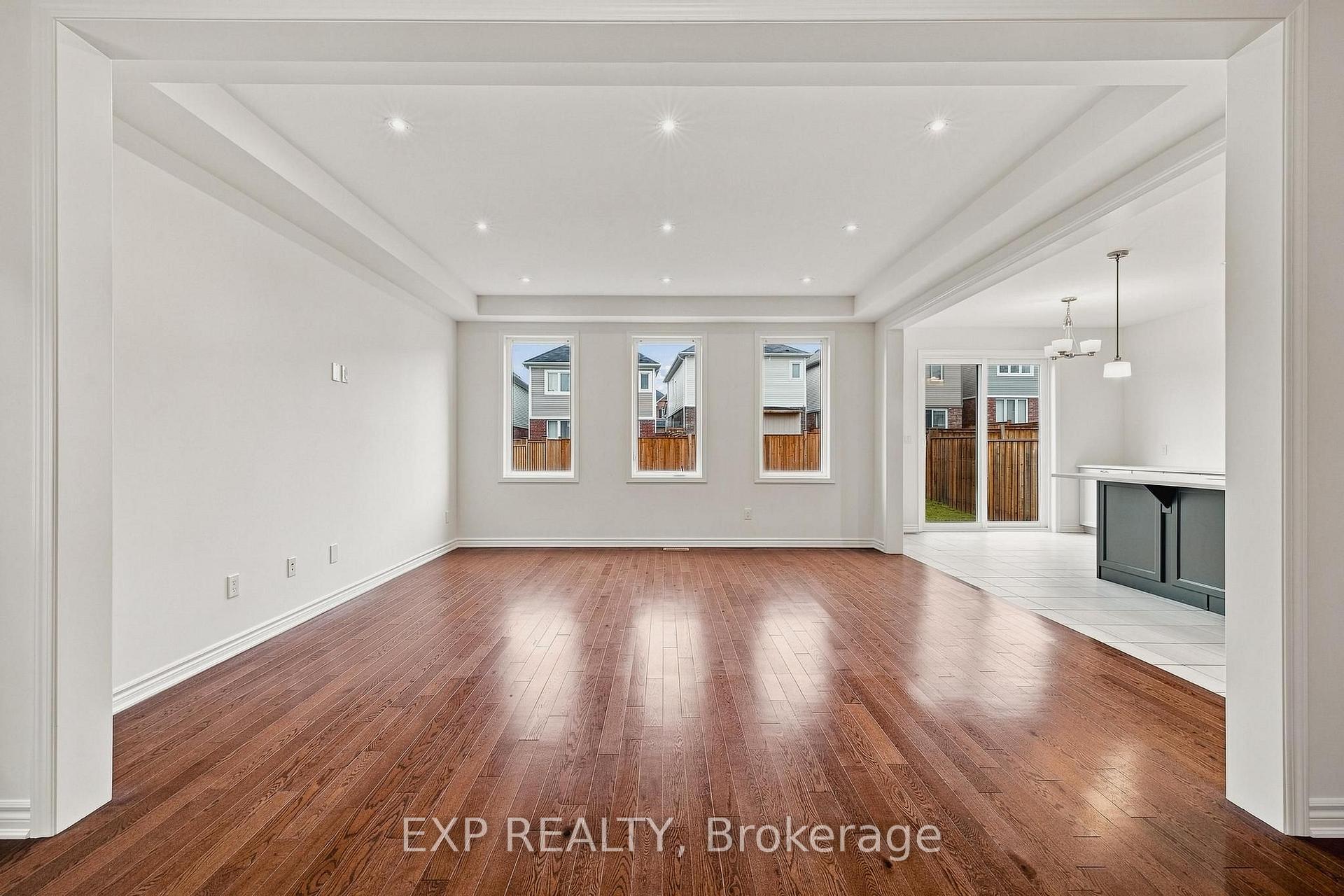 Photo 9 of 264 Ridge Road, Cambridge, Silver Heights — HOMEH