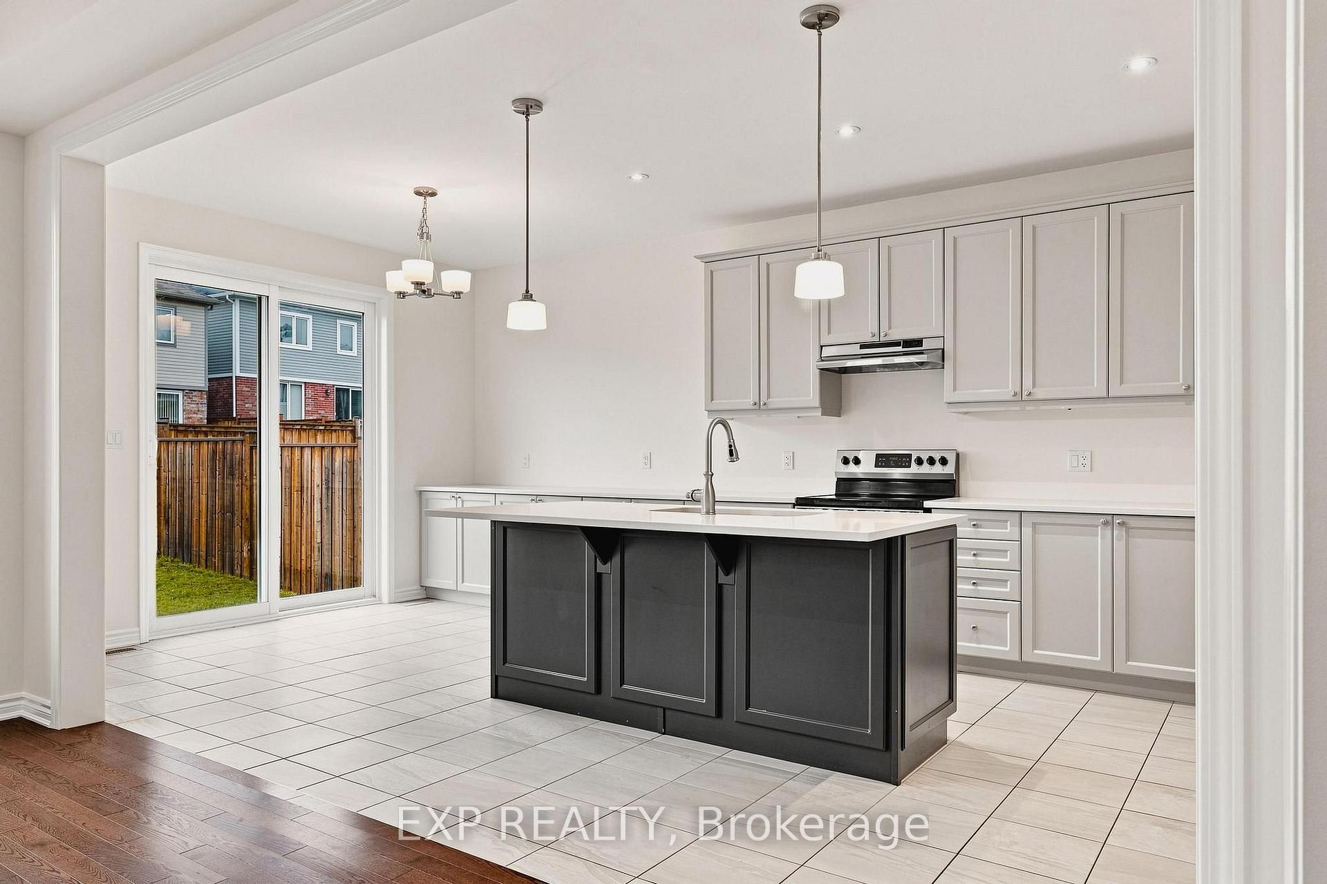 Photo 14 of 264 Ridge Road, Cambridge, Silver Heights — HOMEH