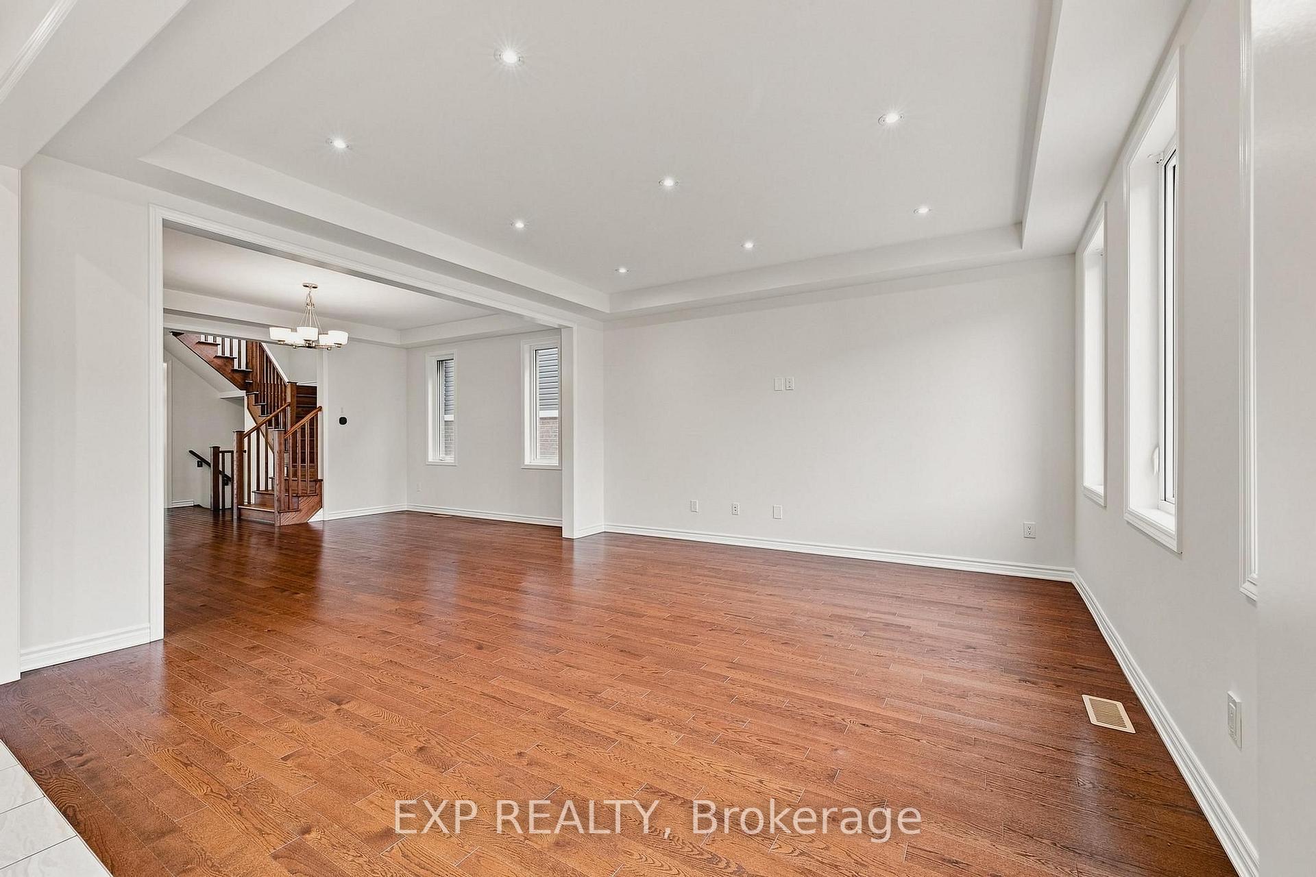 Photo 17 of 264 Ridge Road, Cambridge, Silver Heights — HOMEH
