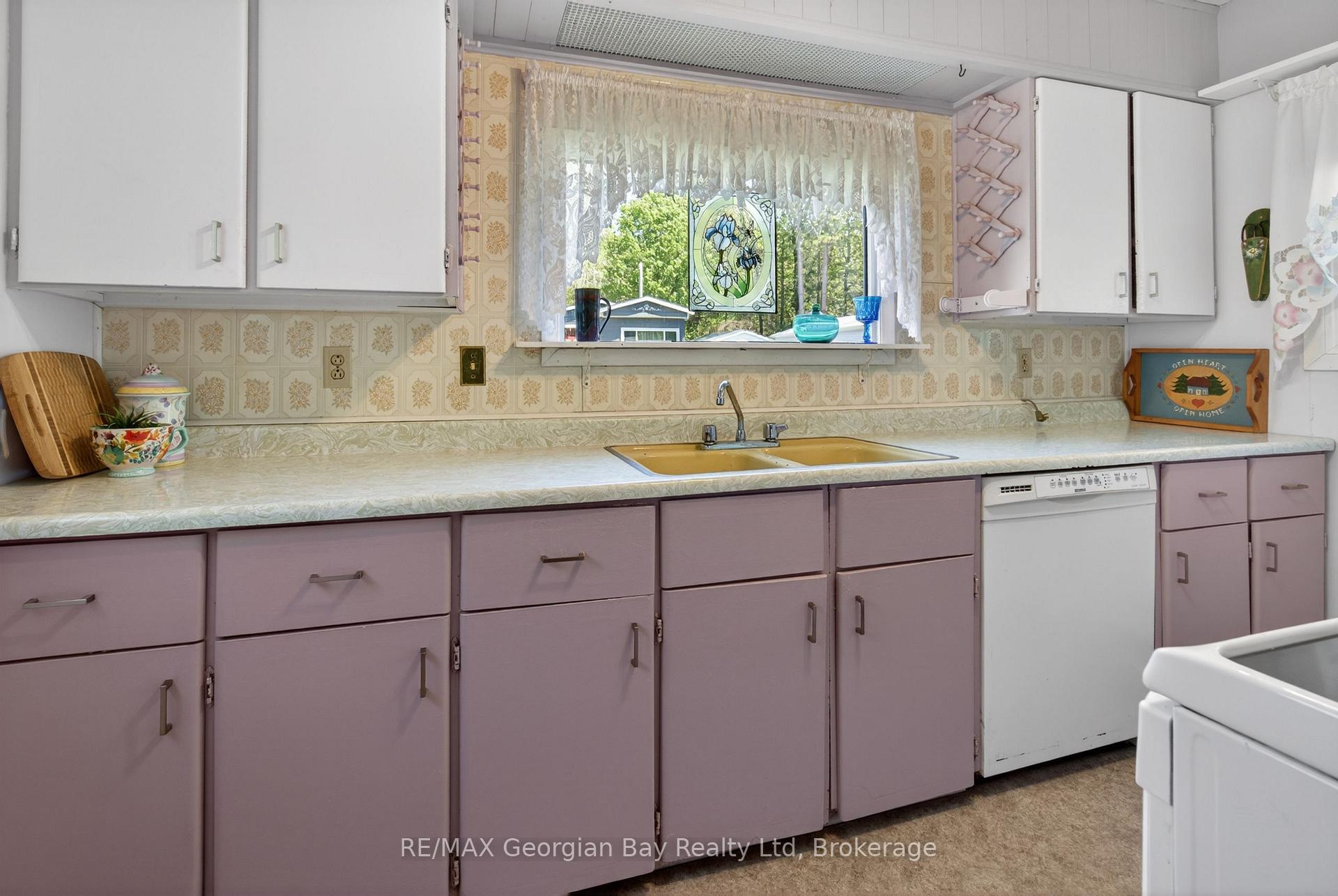 Photo 8 of Unit 28, 525 Midland Point Road, Midland — HOMEH