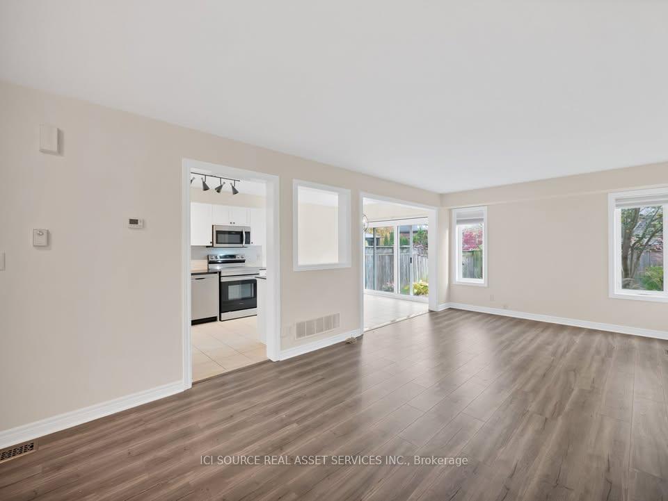 Photo 10 of 174 Mcbride Avenue, St. Catharines, Rykert/Vansickle — HOMEH