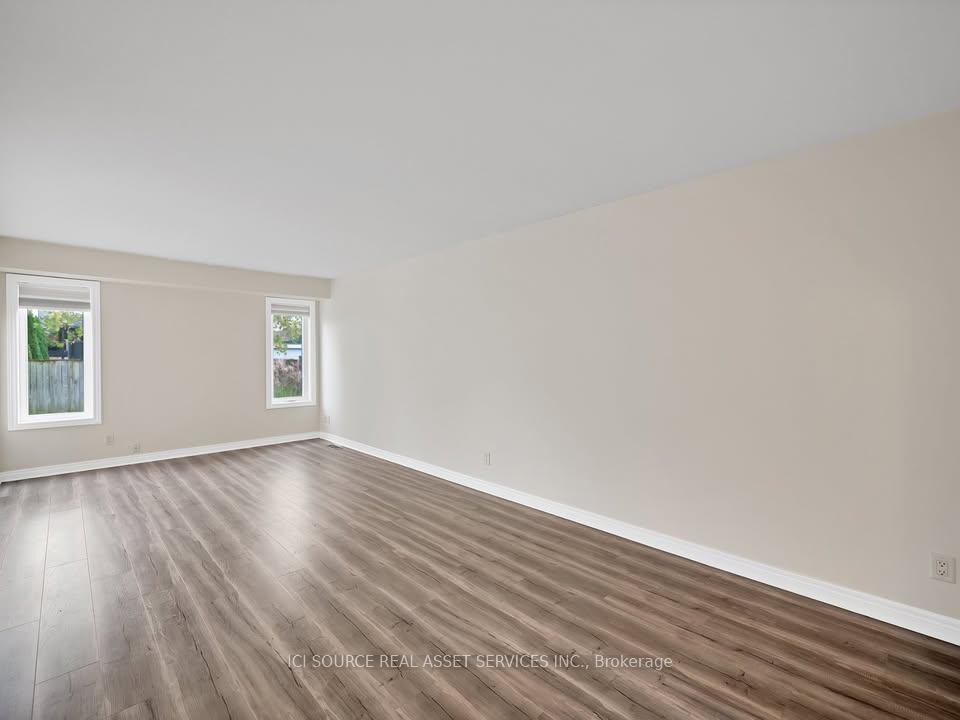 Photo 12 of 174 Mcbride Avenue, St. Catharines, Rykert/Vansickle — HOMEH