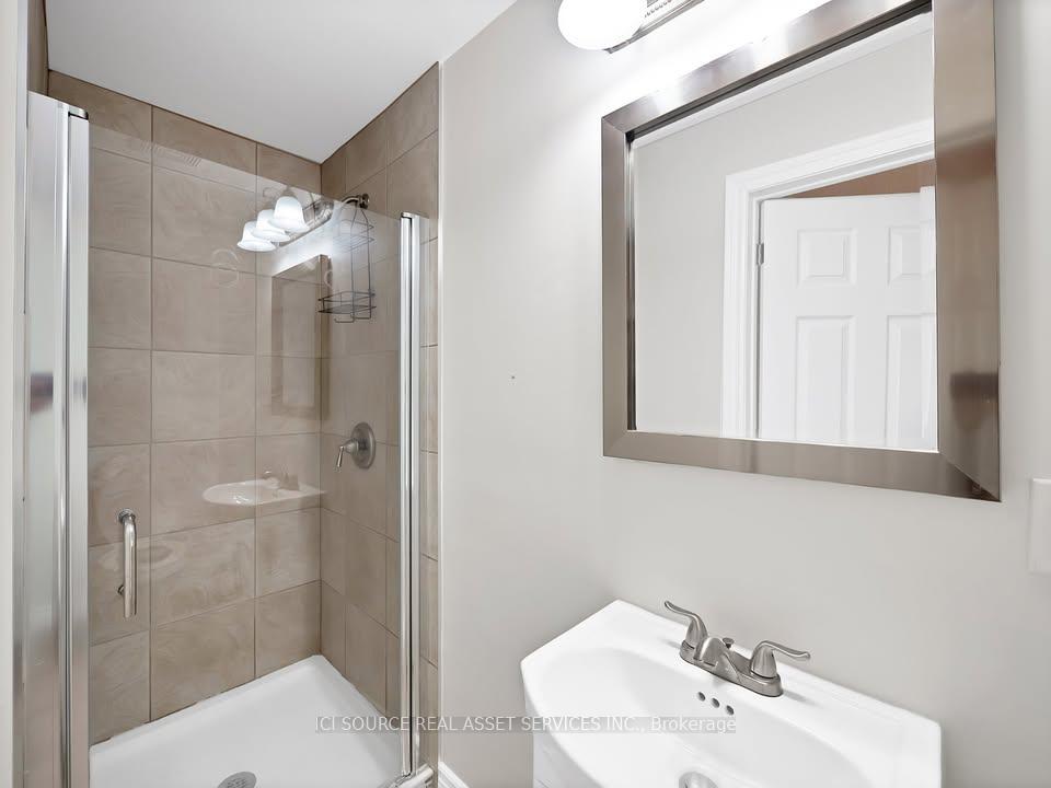 Photo 17 of 174 Mcbride Avenue, St. Catharines, Rykert/Vansickle — HOMEH