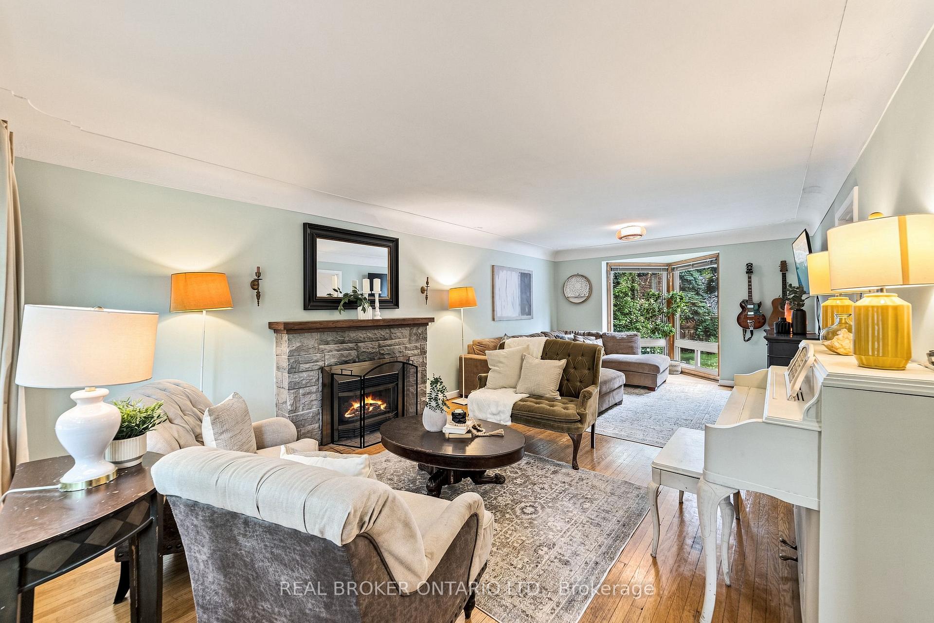 Photo 3 of 177 York Road, Hamilton, Dundas — HOMEH