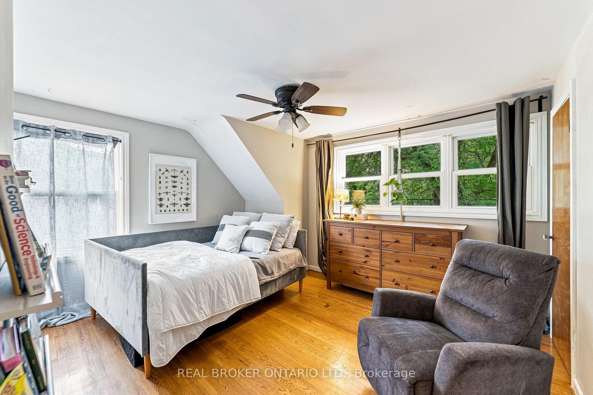 Photo 12 of 177 York Road, Hamilton, Dundas — HOMEH