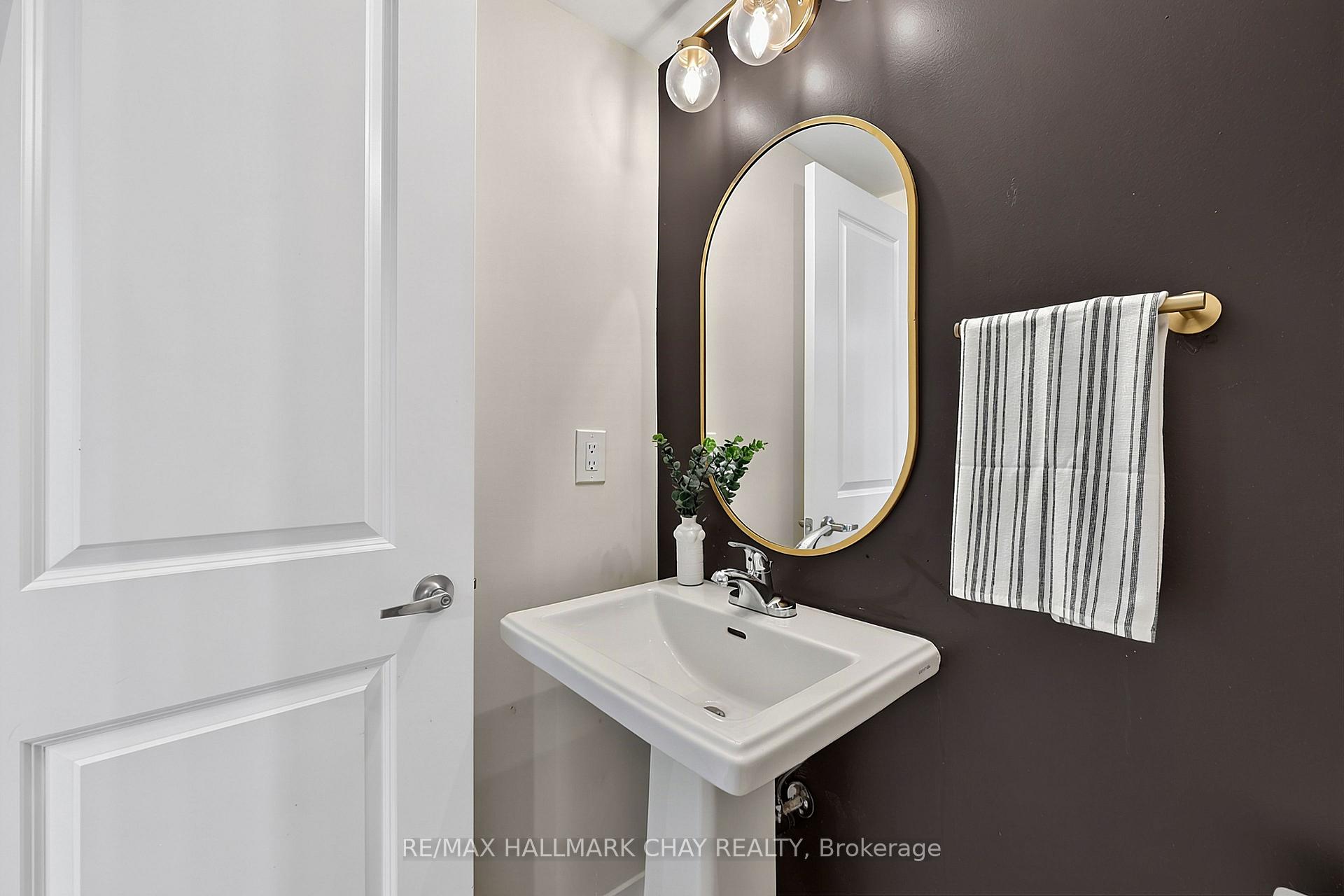 Photo 17 of 2526 Castlegate Crossing, Pickering, Duffin Heights — HOMEH