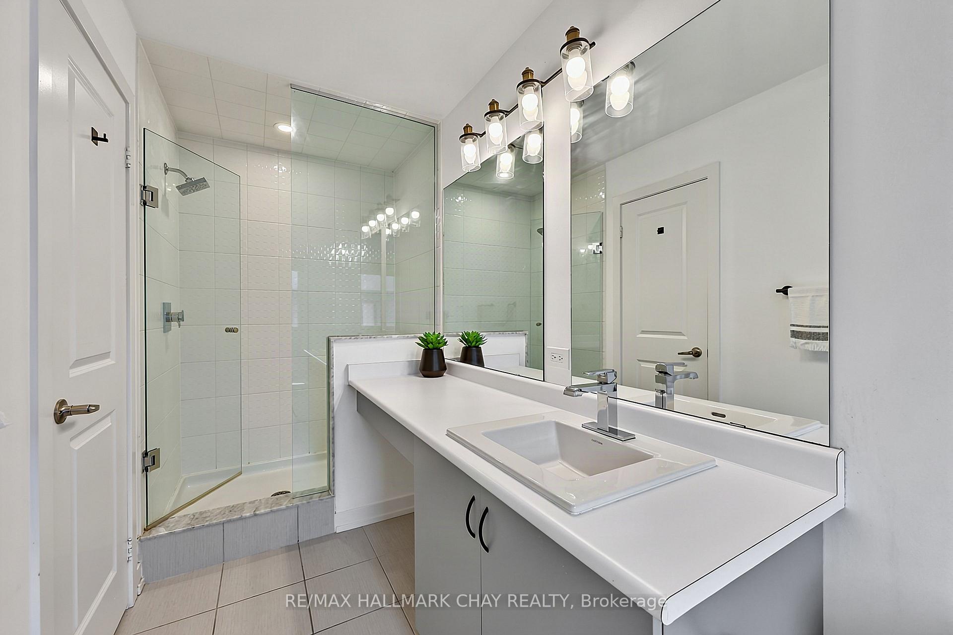 Photo 28 of 2526 Castlegate Crossing, Pickering, Duffin Heights — HOMEH