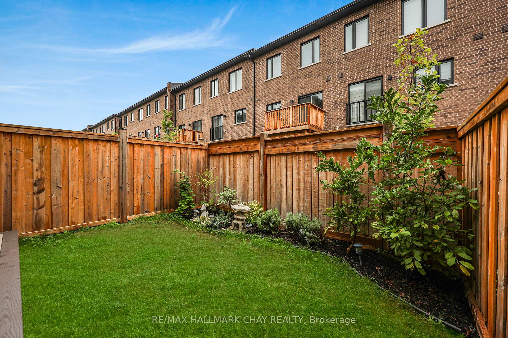 Photo 36 of 2526 Castlegate Crossing, Pickering, Duffin Heights — HOMEH