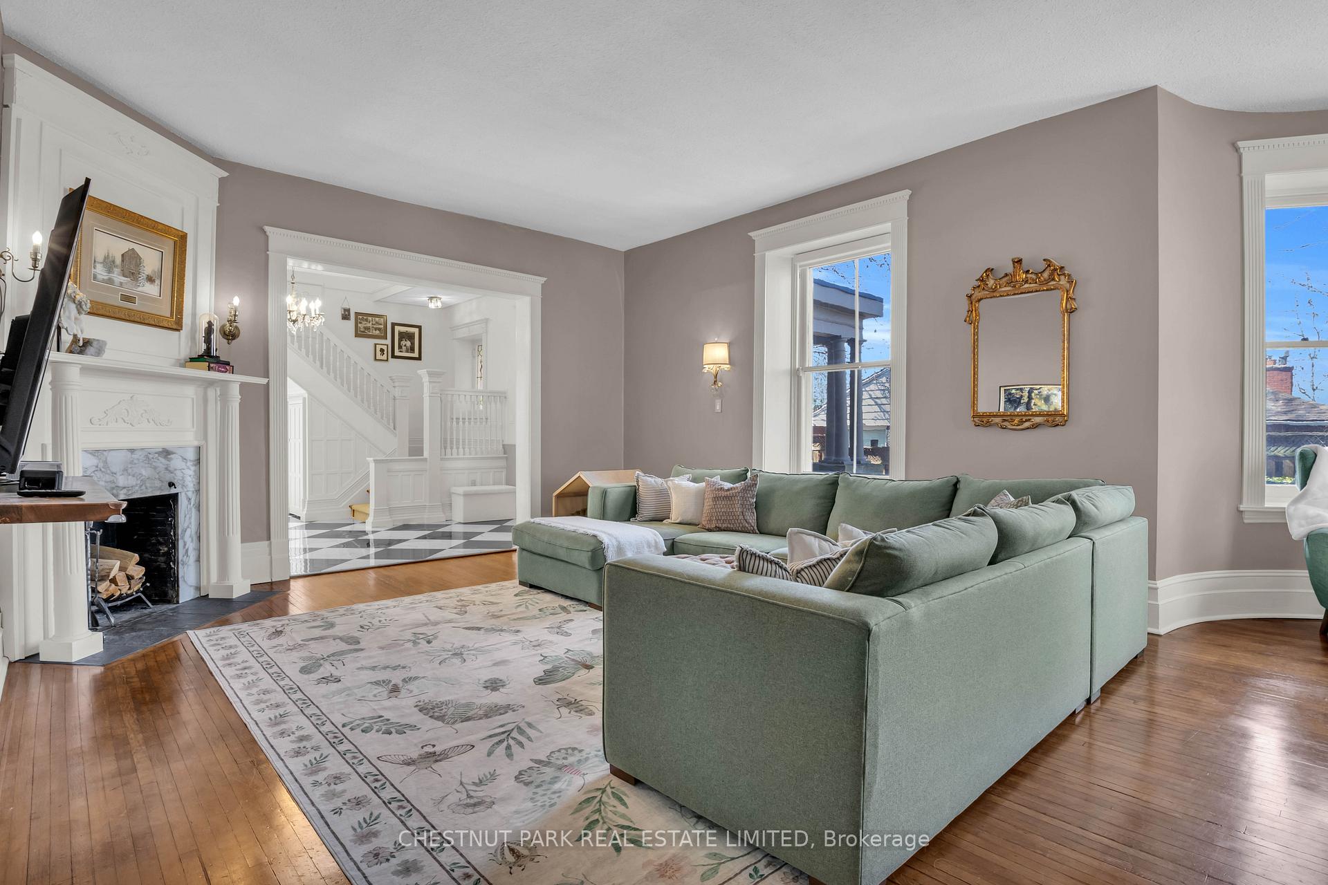 Photo 4 of 54 Bruce Street, Cambridge, East Galt — HOMEH