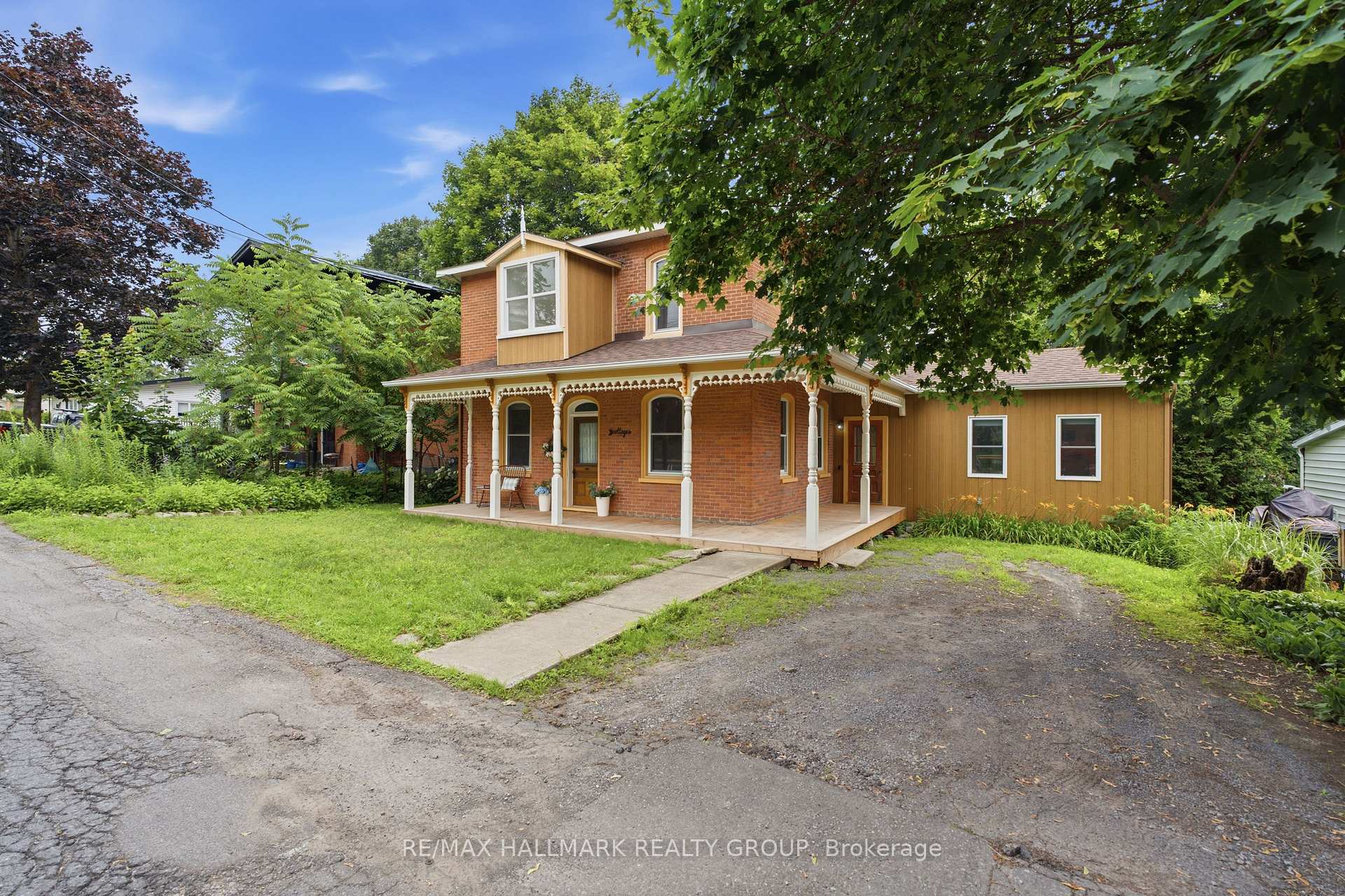 Photo 42 of 71 Union Street, Champlain, Vankleek Hill — HOMEH