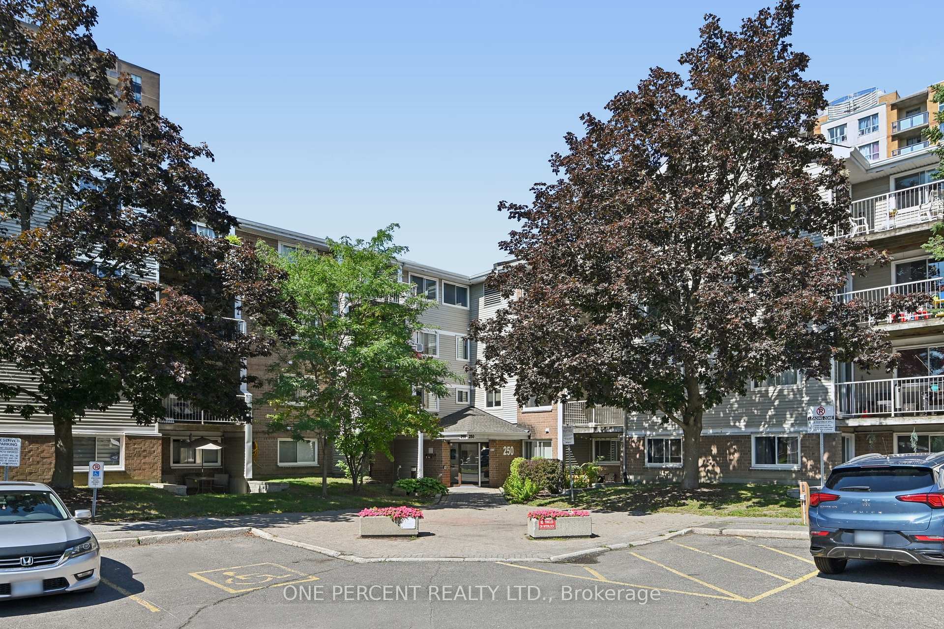 Photo 1 of Unit 204, 250 Brittany Drive, Ottawa, Viscount Alexander Park — HOMEH