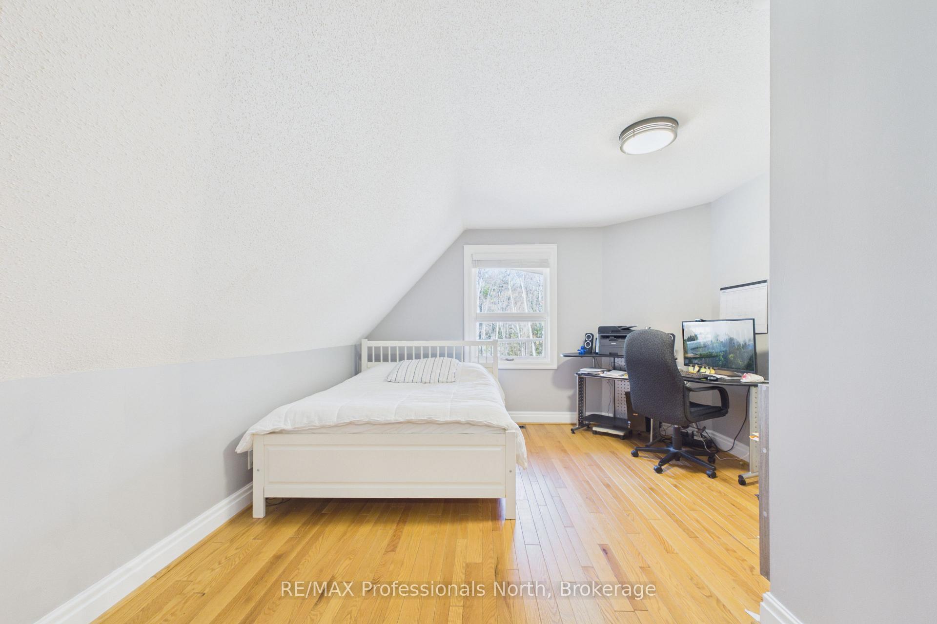 Photo 26 of 1196 Ravenscliffe Road, Huntsville, Chaffey — HOMEH