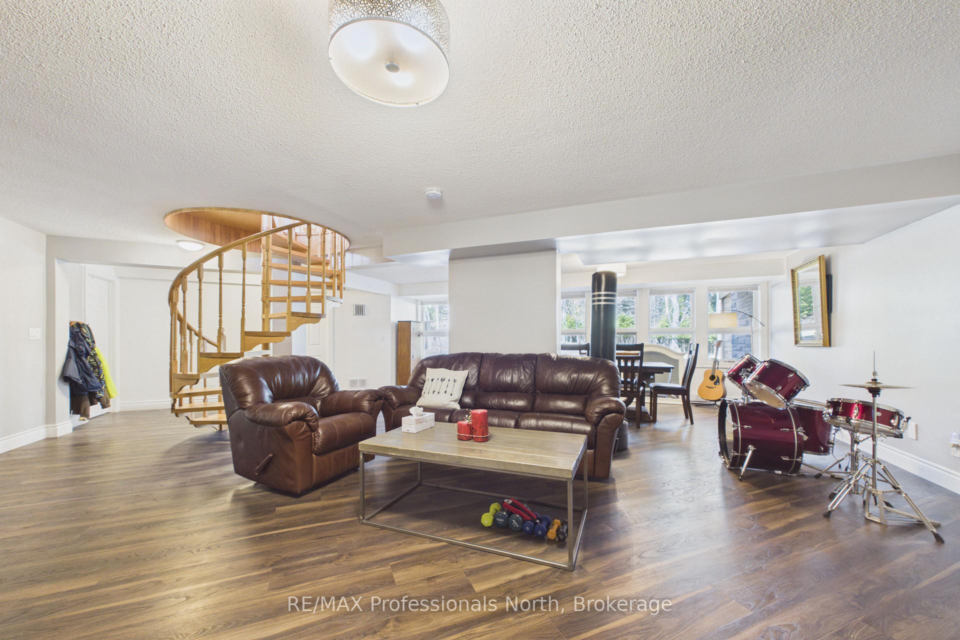 Photo 28 of 1196 Ravenscliffe Road, Huntsville, Chaffey — HOMEH