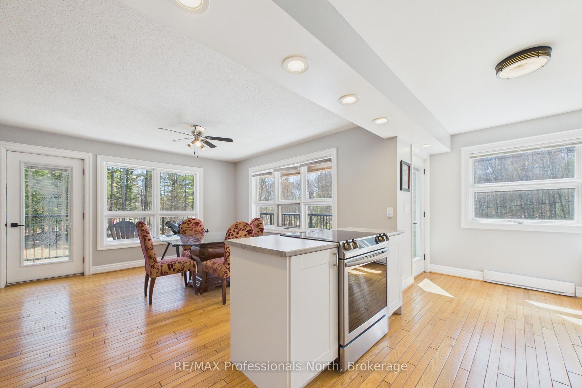 Photo 32 of 1196 Ravenscliffe Road, Huntsville, Chaffey — HOMEH