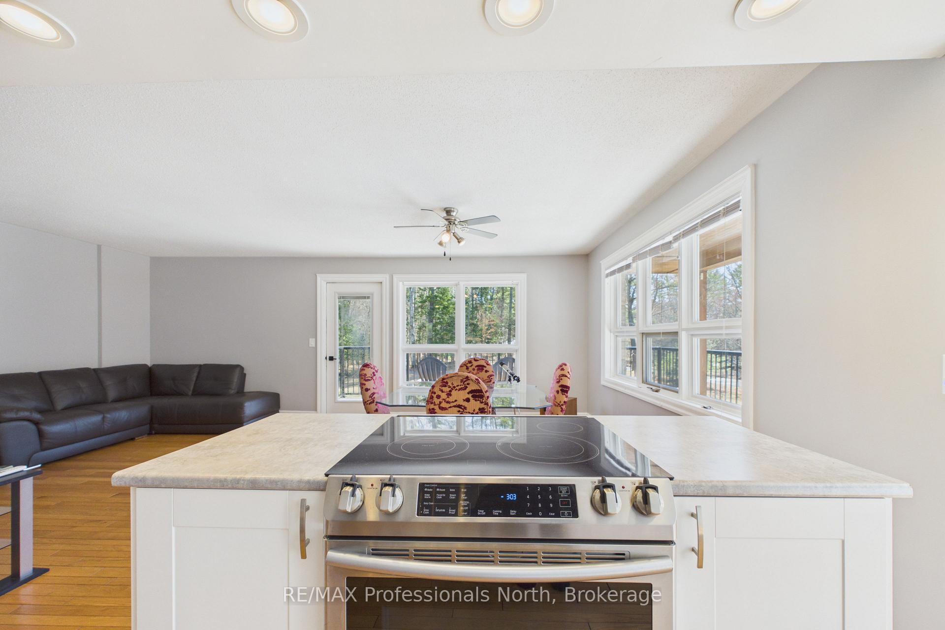 Photo 34 of 1196 Ravenscliffe Road, Huntsville, Chaffey — HOMEH