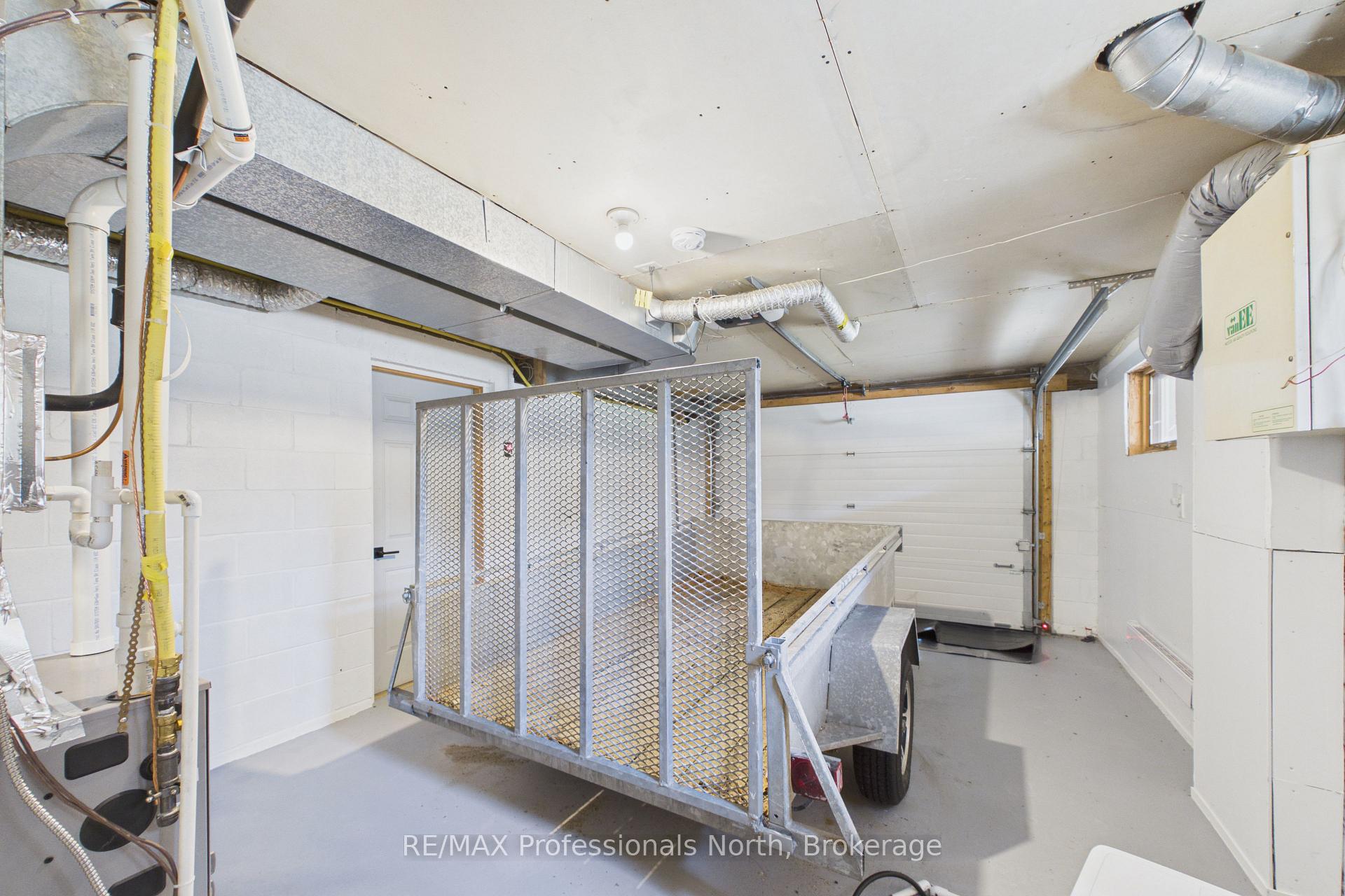 Photo 40 of 1196 Ravenscliffe Road, Huntsville, Chaffey — HOMEH