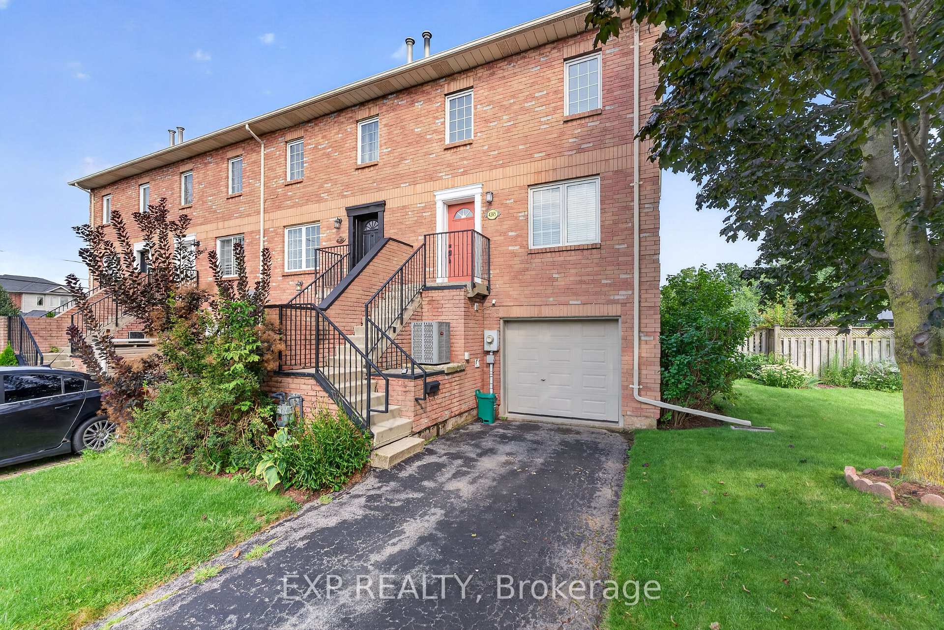 Photo of 4385 Henry Avenue