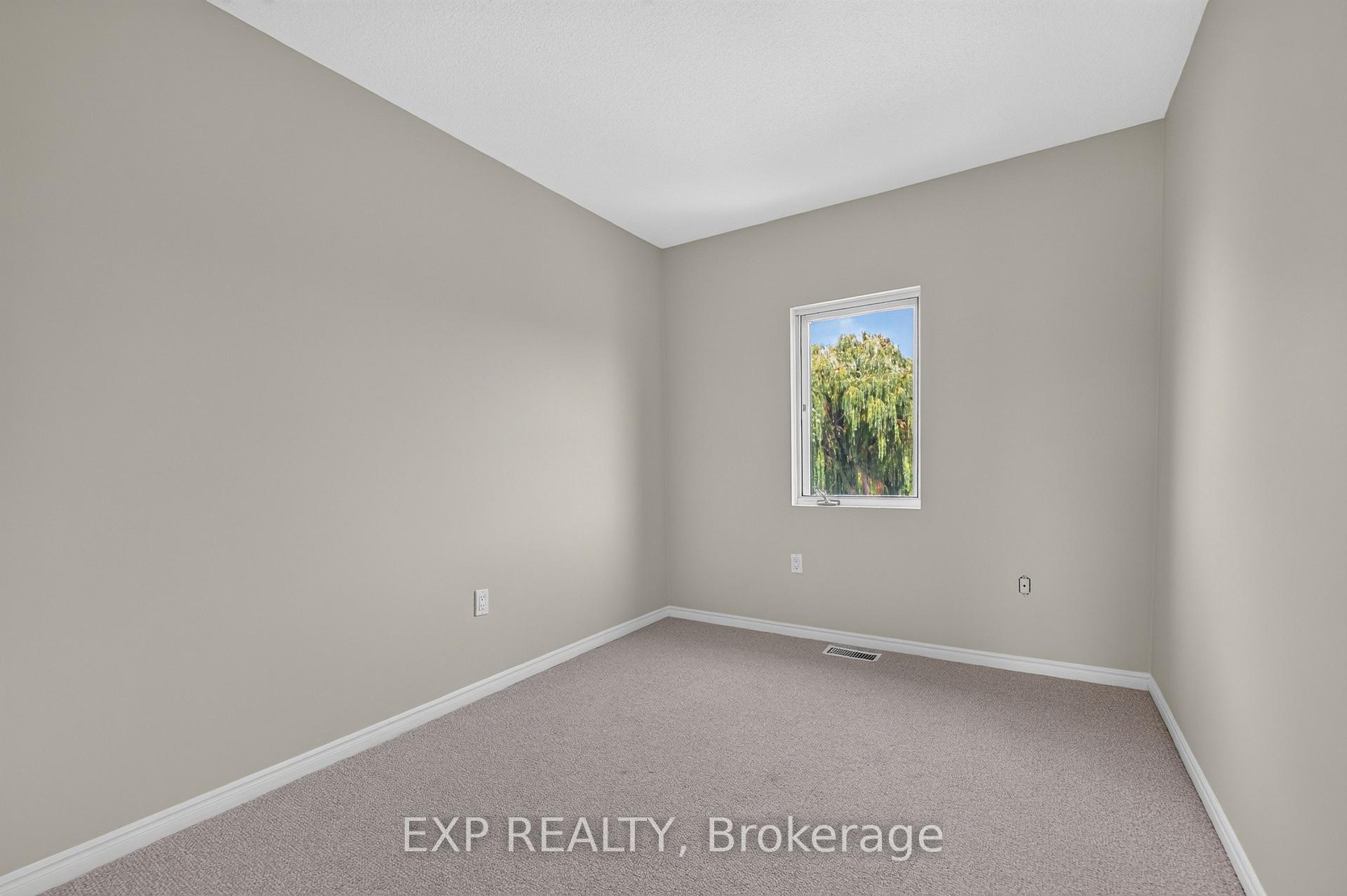 Photo 21 of 4385 Henry Avenue, Lincoln, Beamsville — HOMEH