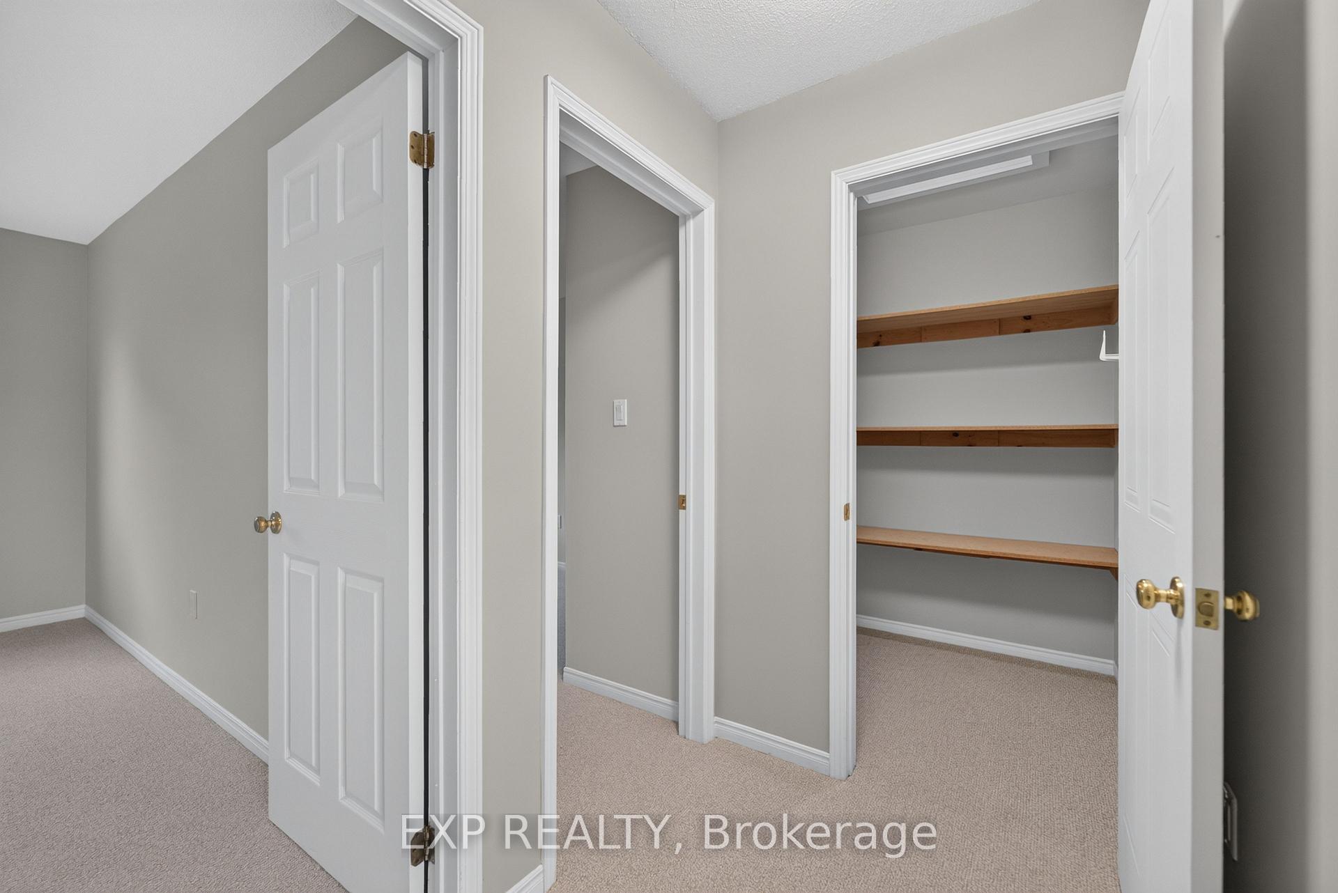 Photo 22 of 4385 Henry Avenue, Lincoln, Beamsville — HOMEH