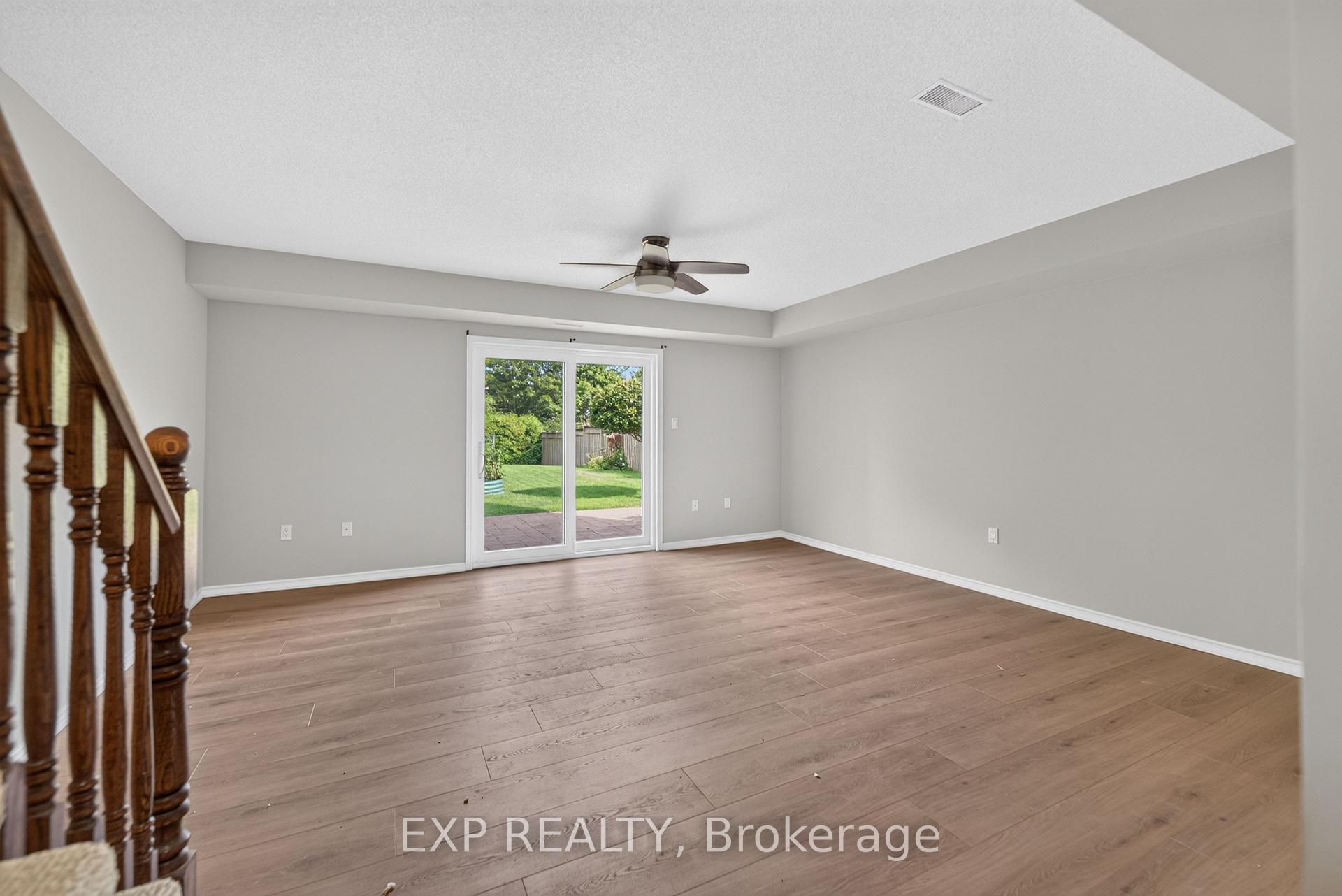 Photo 25 of 4385 Henry Avenue, Lincoln, Beamsville — HOMEH