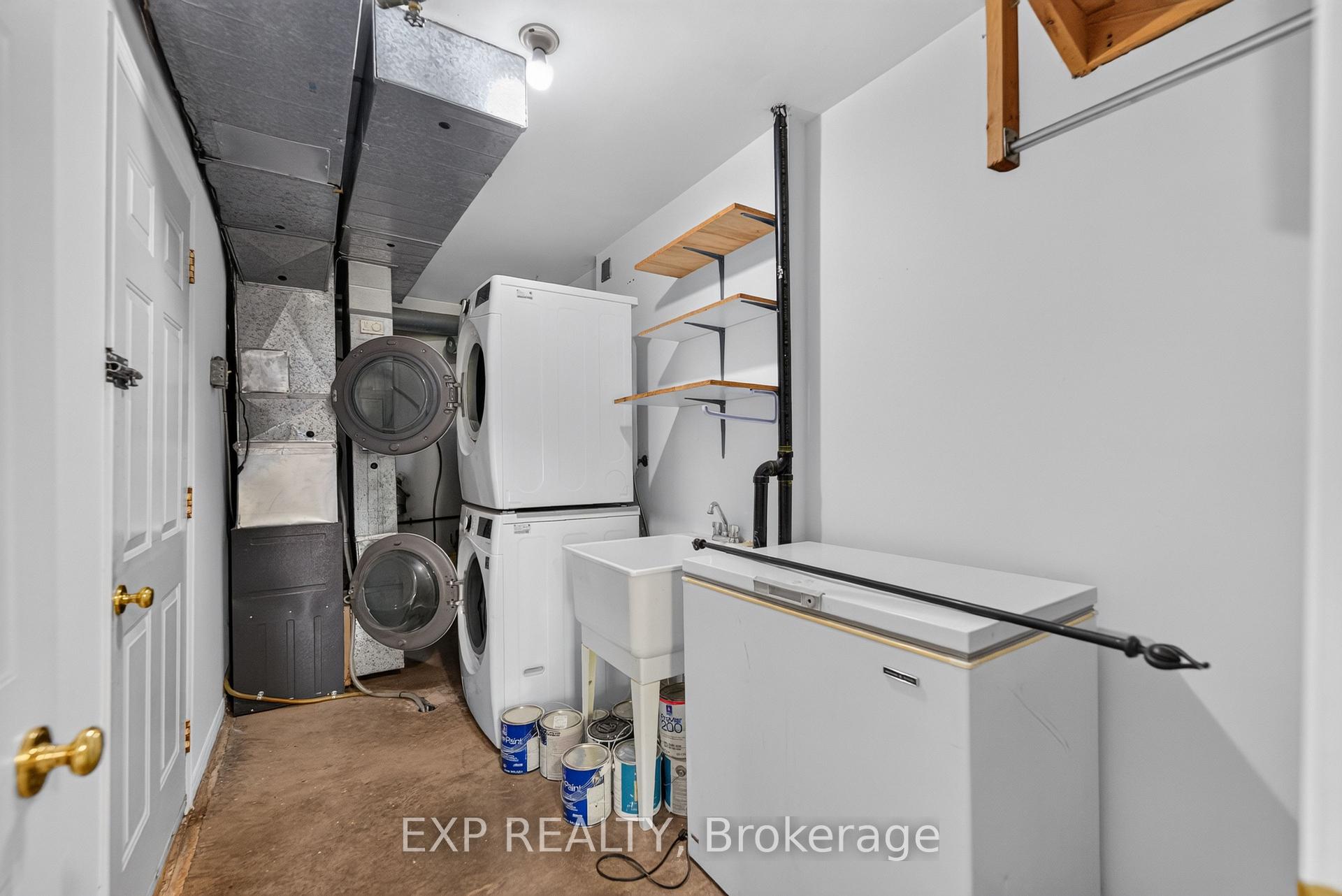 Photo 28 of 4385 Henry Avenue, Lincoln, Beamsville — HOMEH