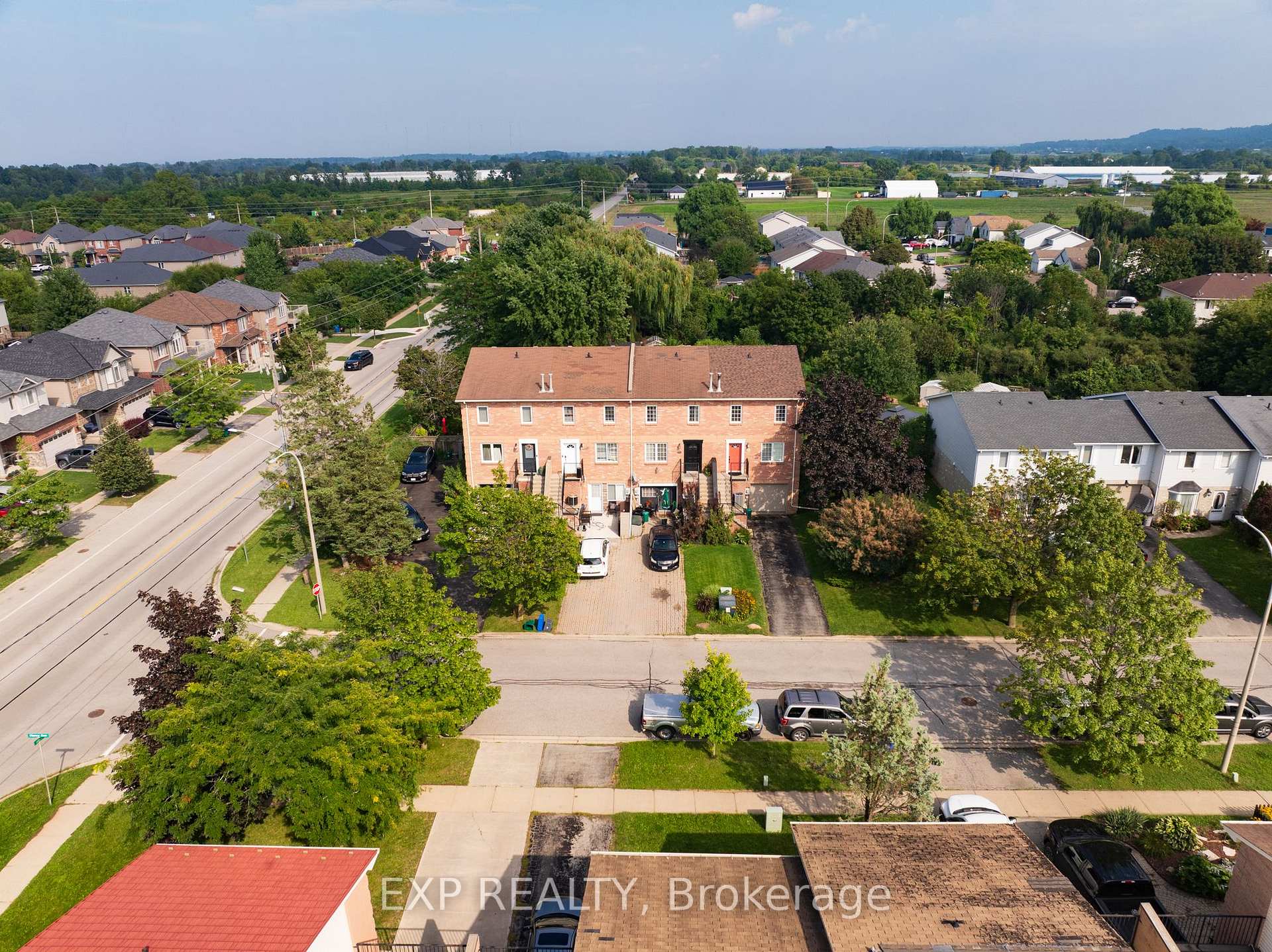 Photo 31 of 4385 Henry Avenue, Lincoln, Beamsville — HOMEH