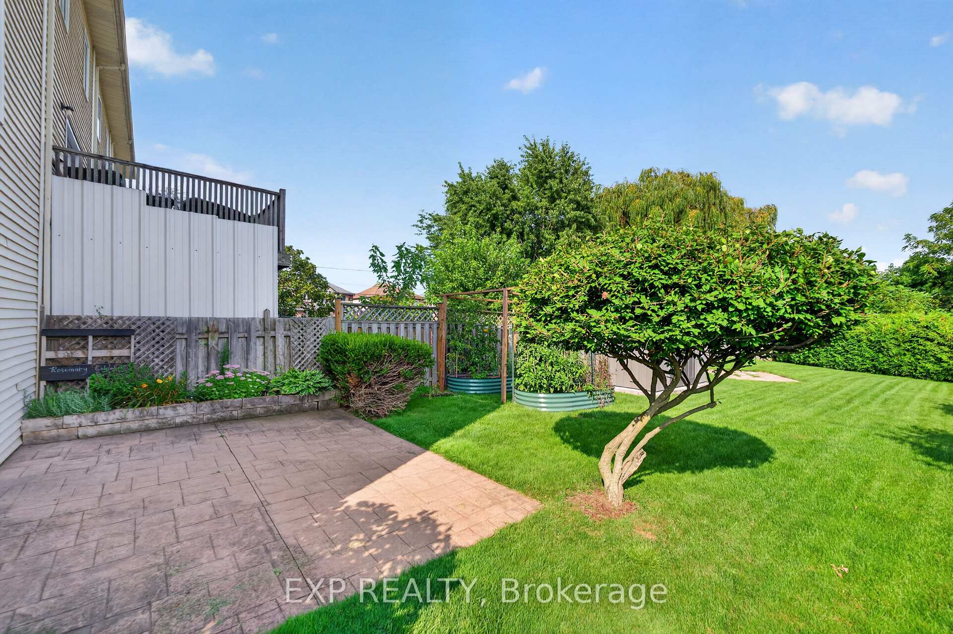 Photo 33 of 4385 Henry Avenue, Lincoln, Beamsville — HOMEH