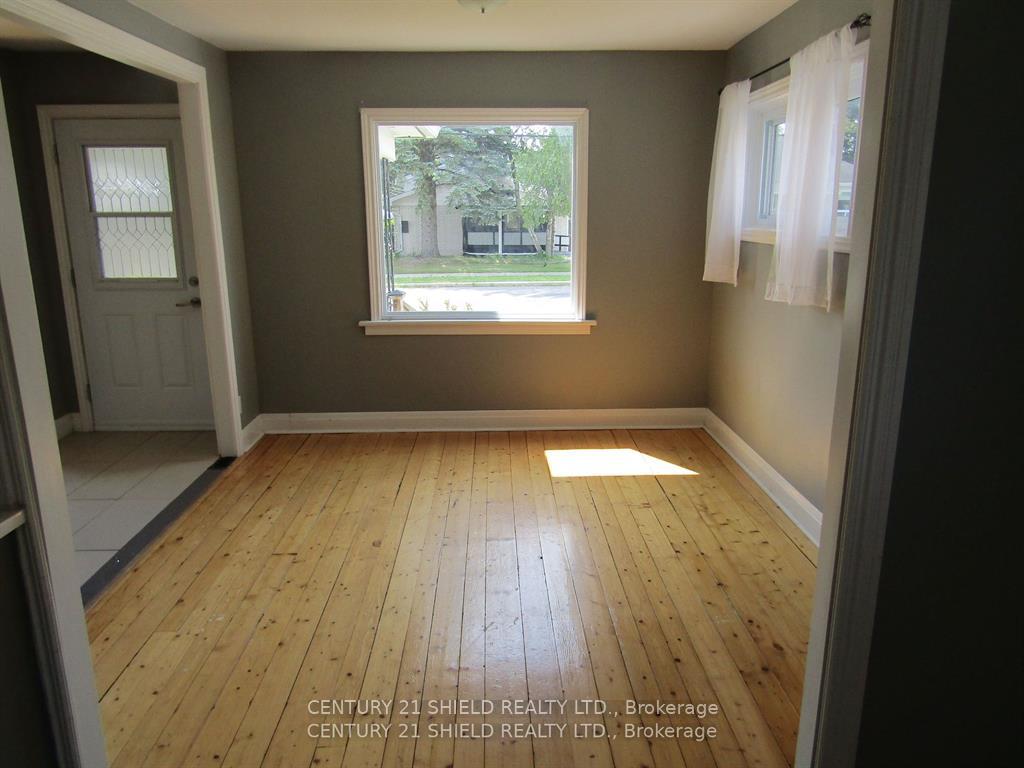 Photo 5 of 513 Fourth Street E, Cornwall, Cornwall — HOMEH